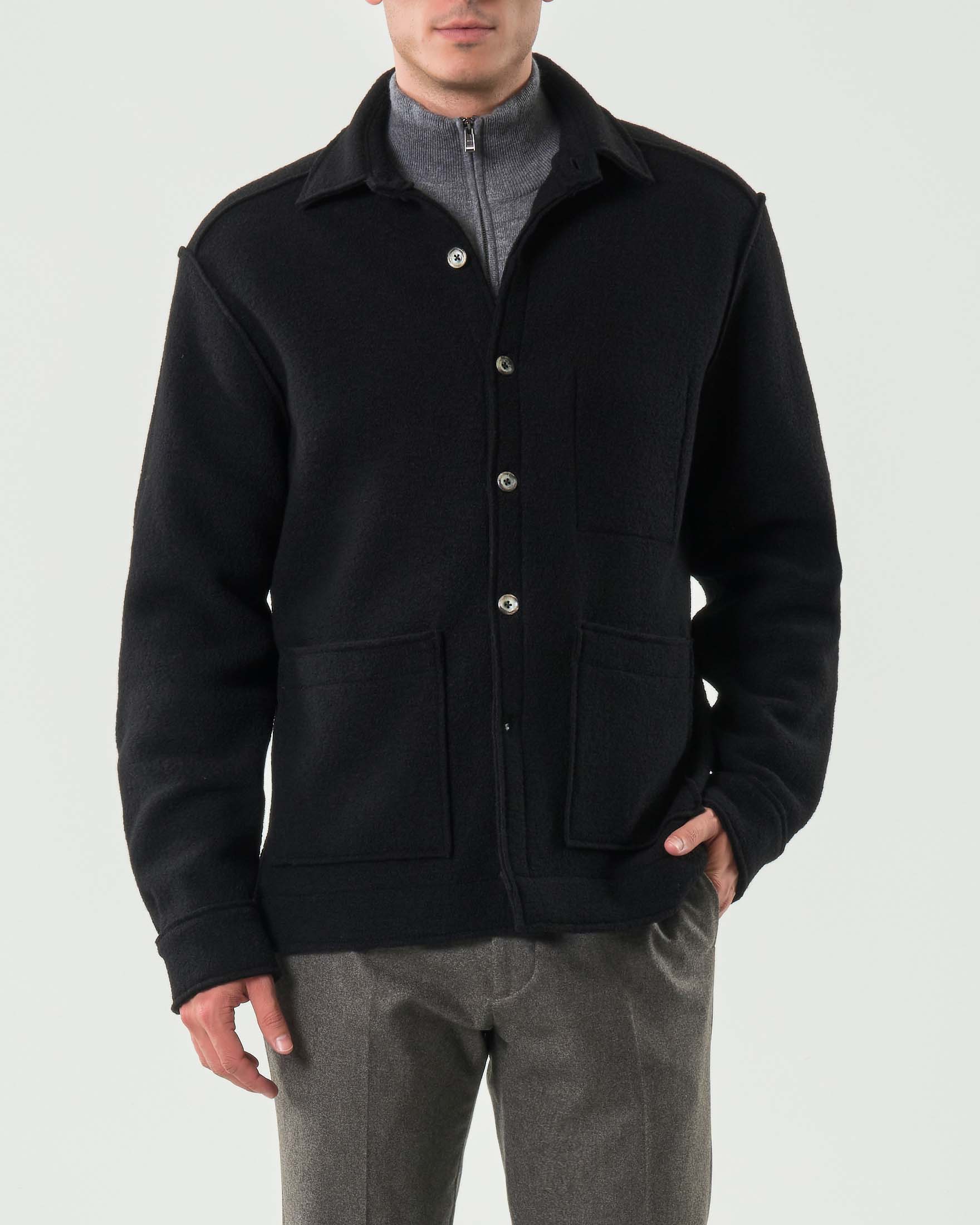 Overshirt Xacus nera in lana bouclé con collo a camicia image