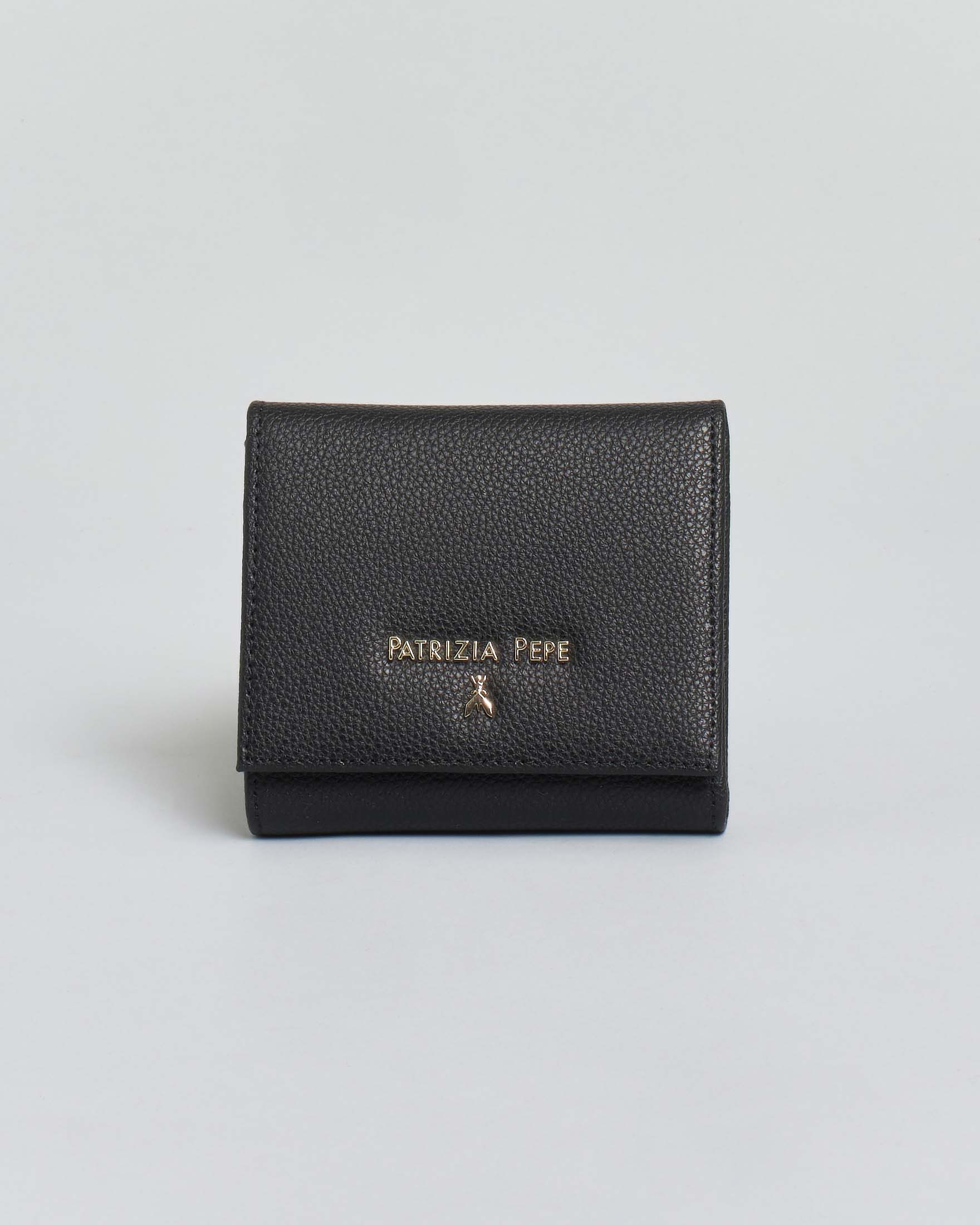 Portafoglio nero piccolo a libro Patrizia Pepe con tasca per monete con scritta logo