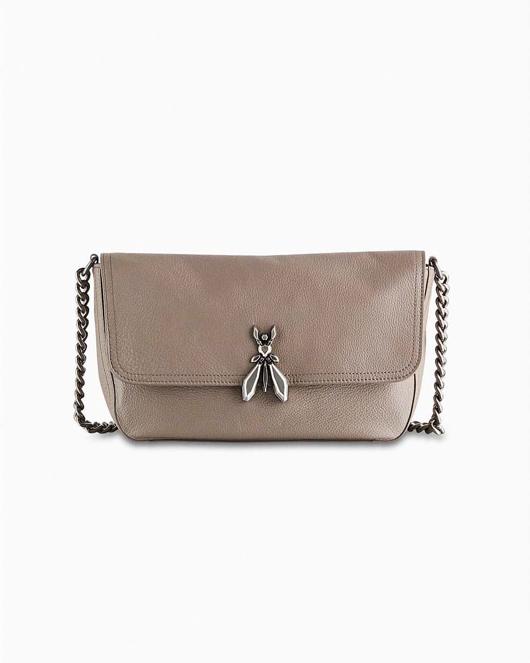 Borsa color taupe misure media Essential Fly Patrizia Pepe con tracolla a catena in metallo e patta di chiusura