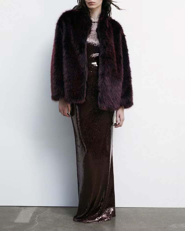 Ecopelliccia bordeaux Patrizia Pepe con spalla scesa e interni effetto pelle