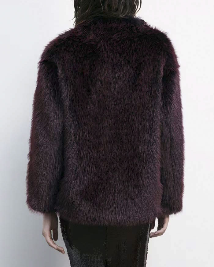 Ecopelliccia bordeaux Patrizia Pepe con spalla scesa e interni effetto pelle