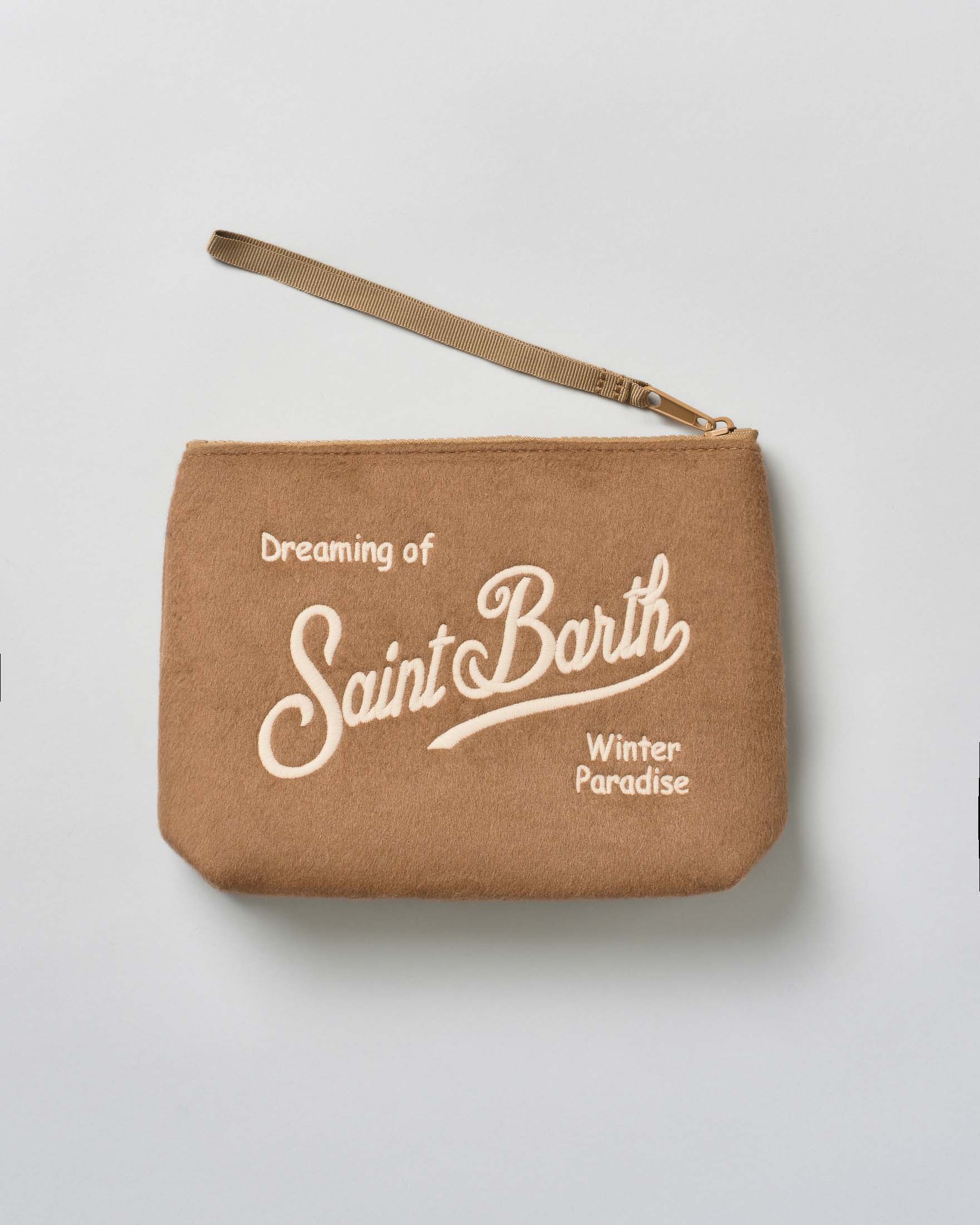 Pochette Aline MC2 Saint Barth in feltro color cammello con scritta logo ricamata a contrasto image