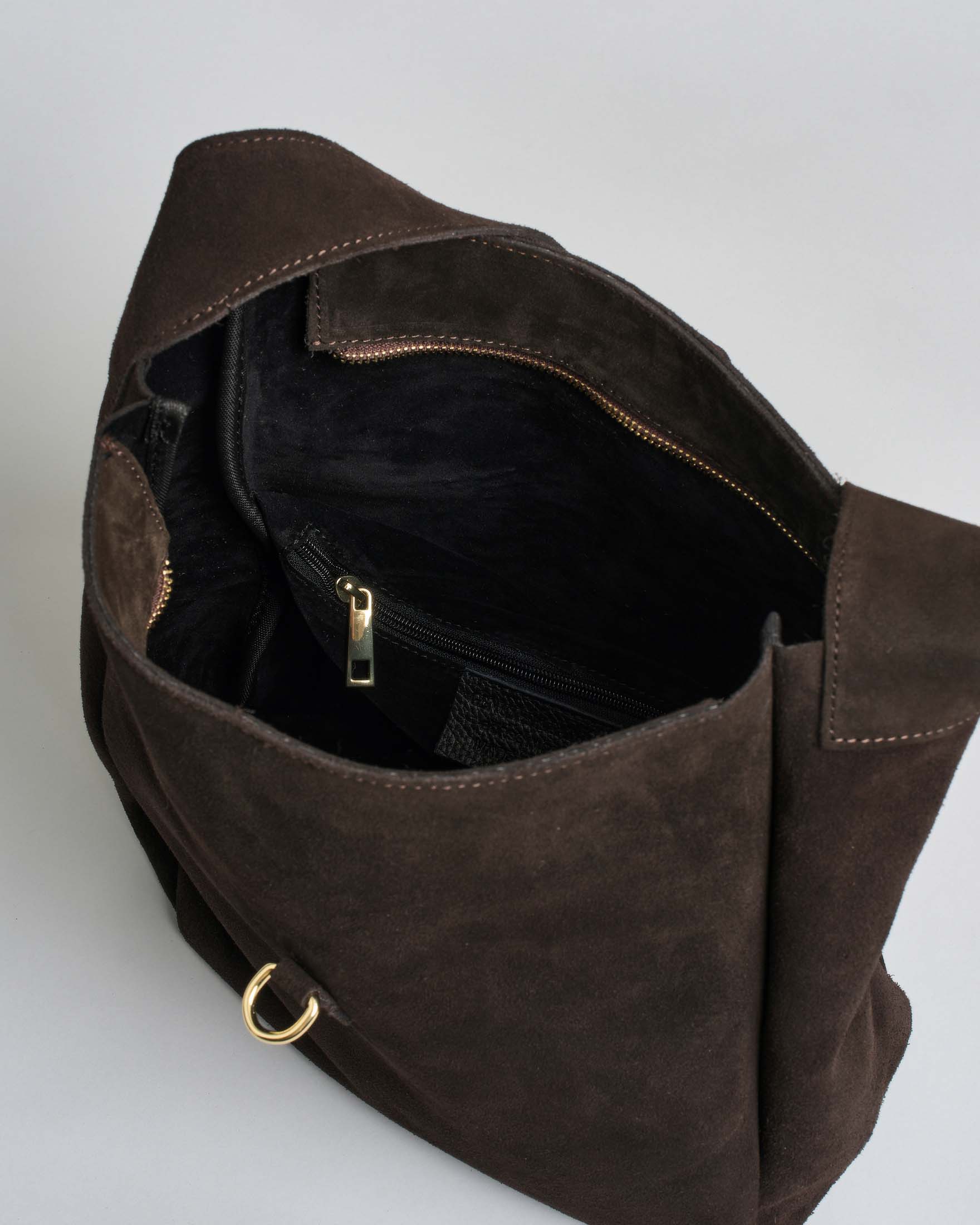 Hobo bag Hlo! color testa di moro in suede con chiusura a moschettone image