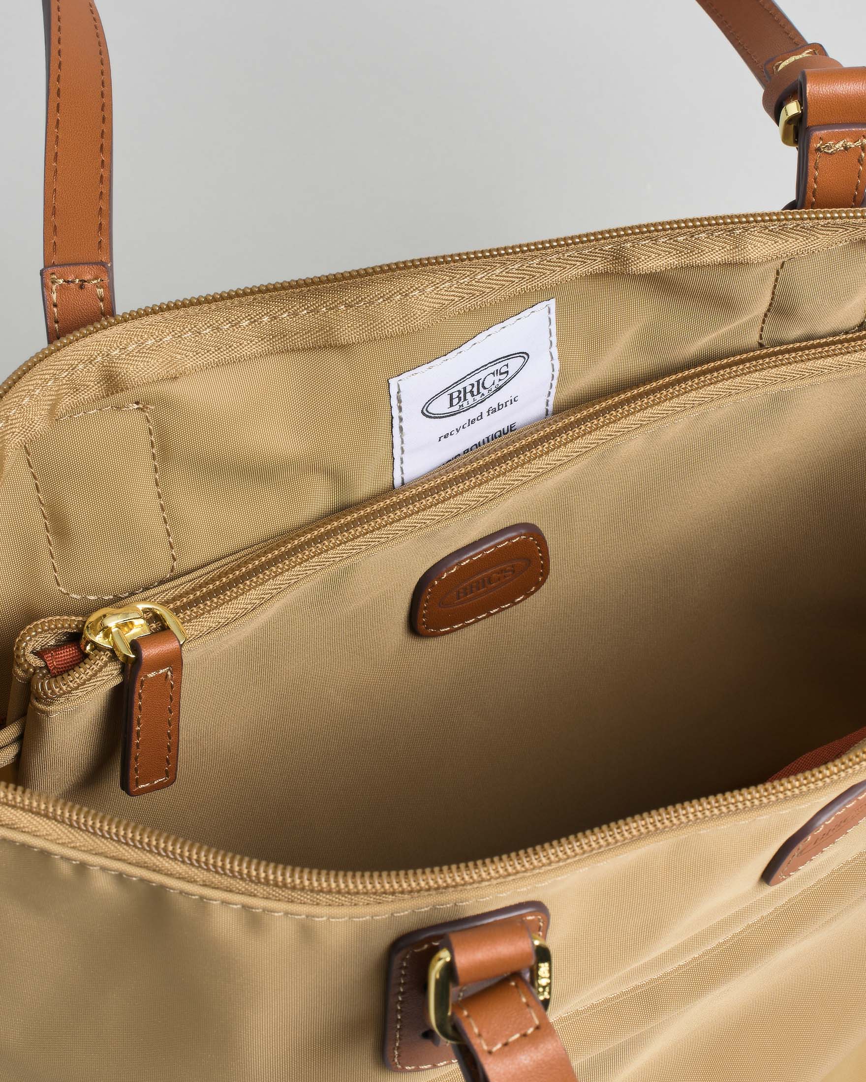 Shopping bag color havana misura media Bric's in nylon con manici in pelle color cuoio image