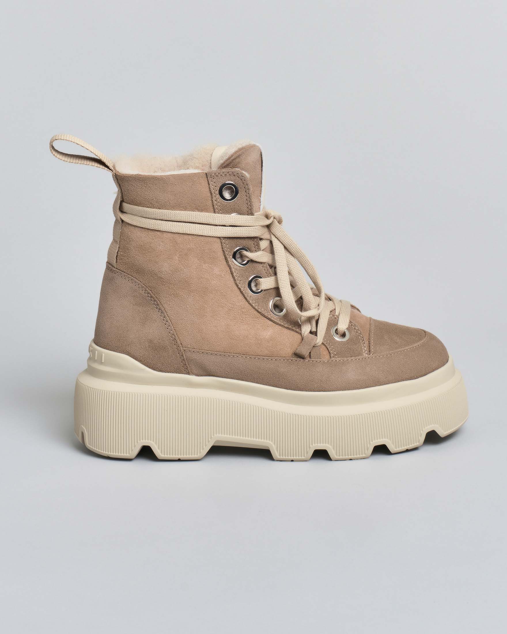Boot Matilda Shearling Light beige Inuikii con suola chunchy color avorio