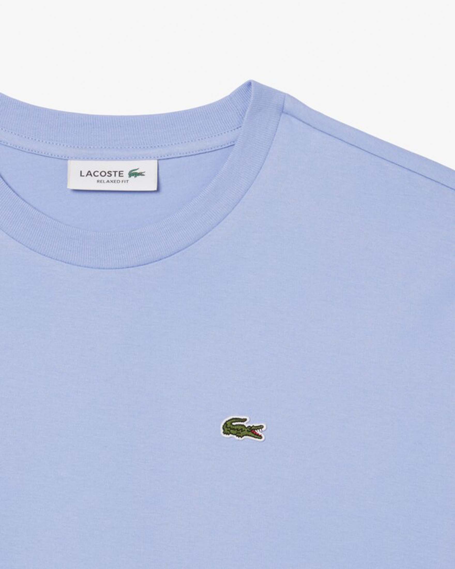 T-shirt color pervinca Lacoste in cotone con scollo tondo e logo cucito sul petto a contrasto di colore