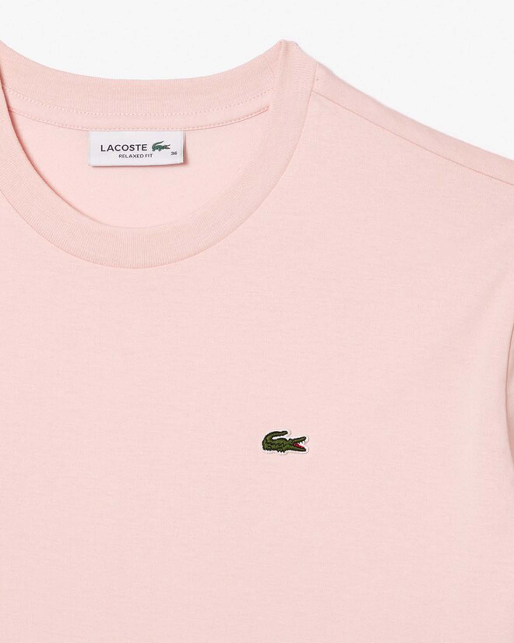 T-shirt rosa Lacoste in cotone con scollo tondo e logo cucito sul petto a contrasto di colore