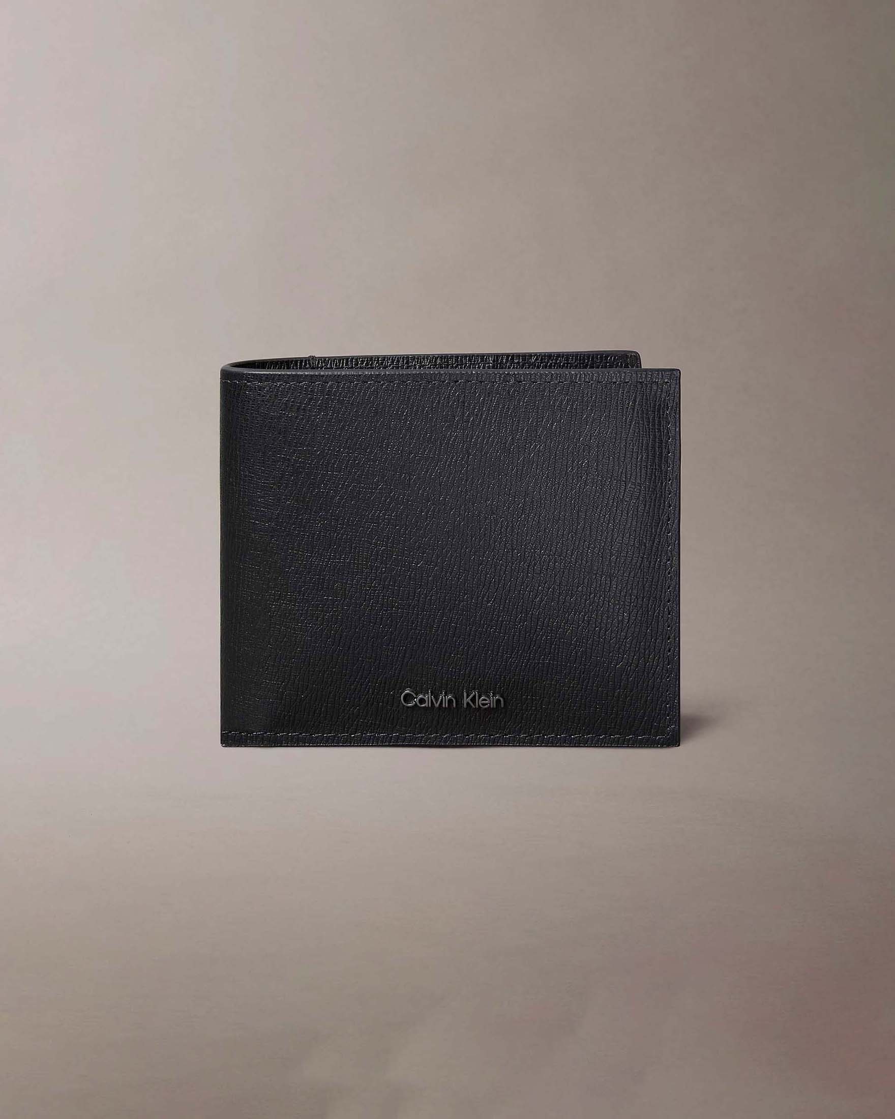 Portafoglio Calvin Klein Jeans nero in pelle con logo stampato sul fronte image