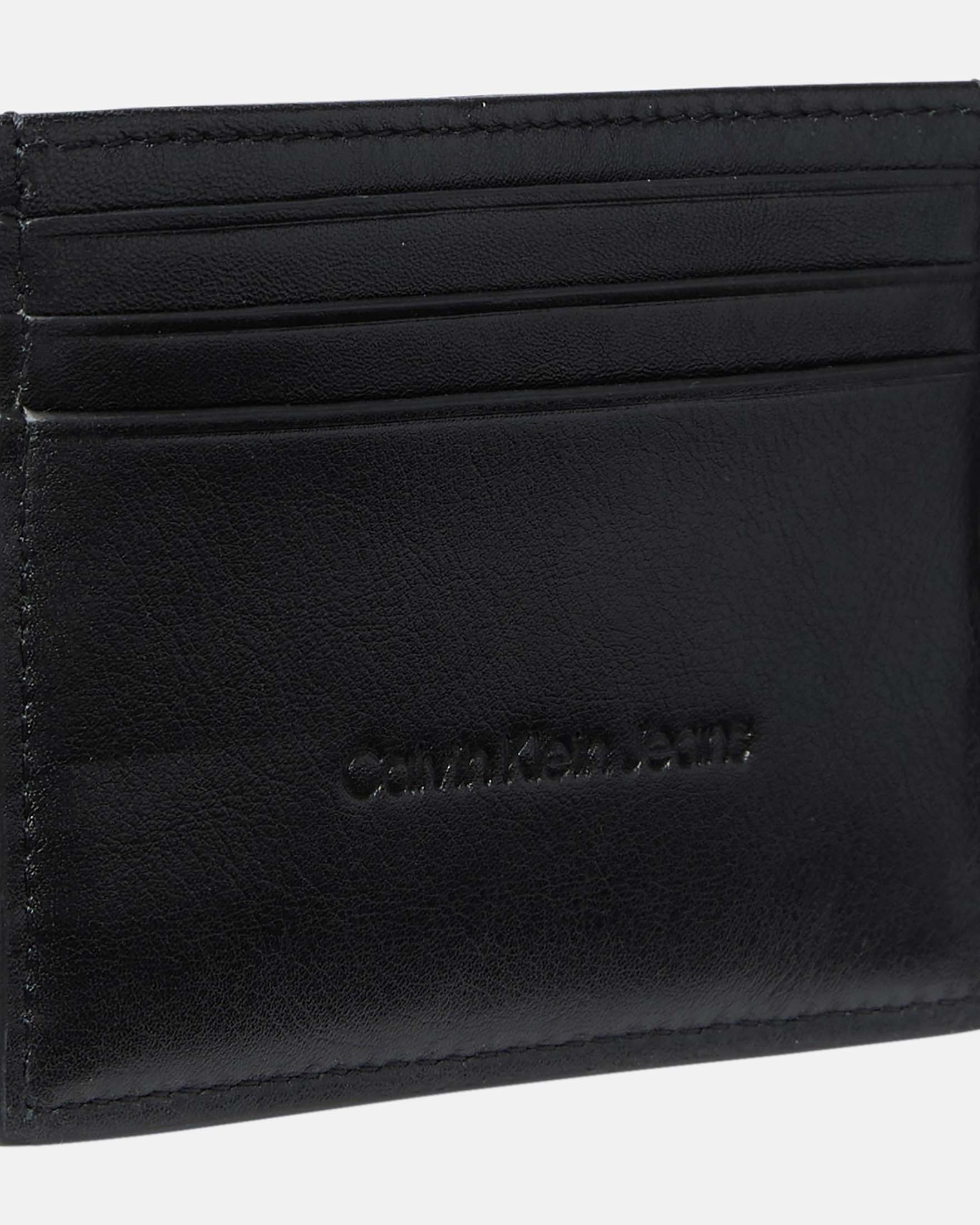 Portacarte Calvin Klein Jeans nero in pelle con logo monogramma embossato image