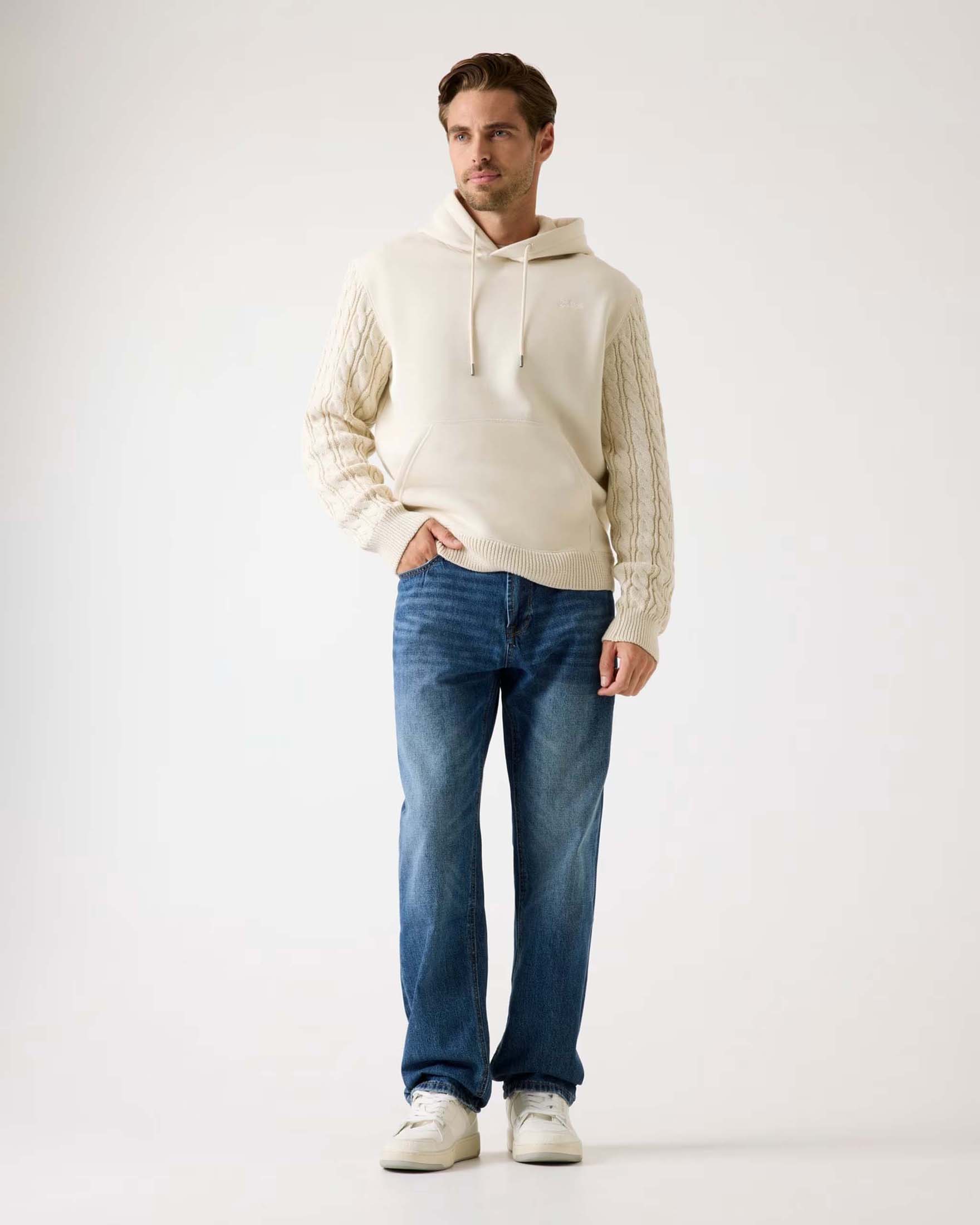 Felpa con cappuccio Guess panna in misto cotone con maniche in maglia a trecce