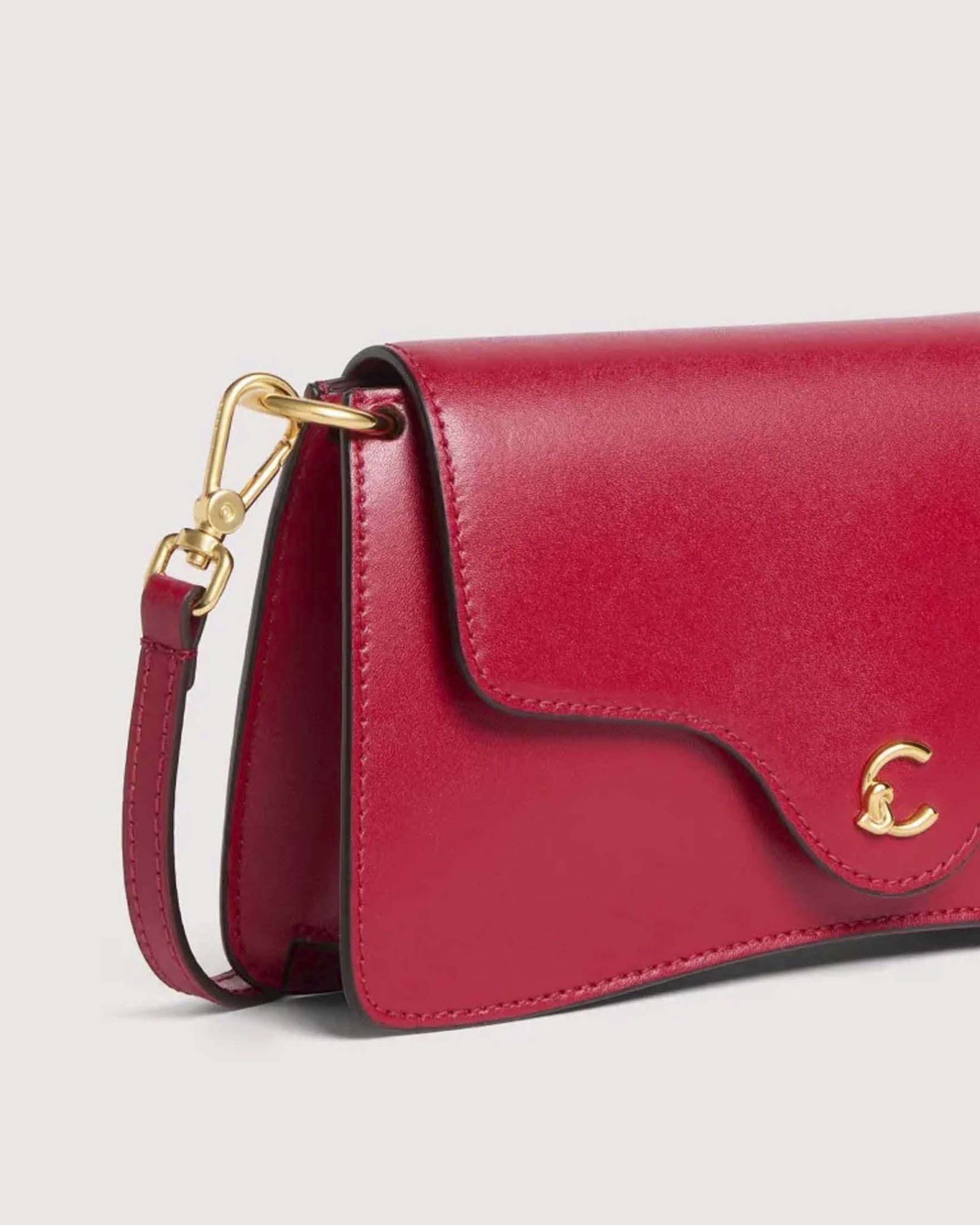 Borsa a tracolla Coccinelle C-ME mini rossa in pelle liscia con logo dorato frontale