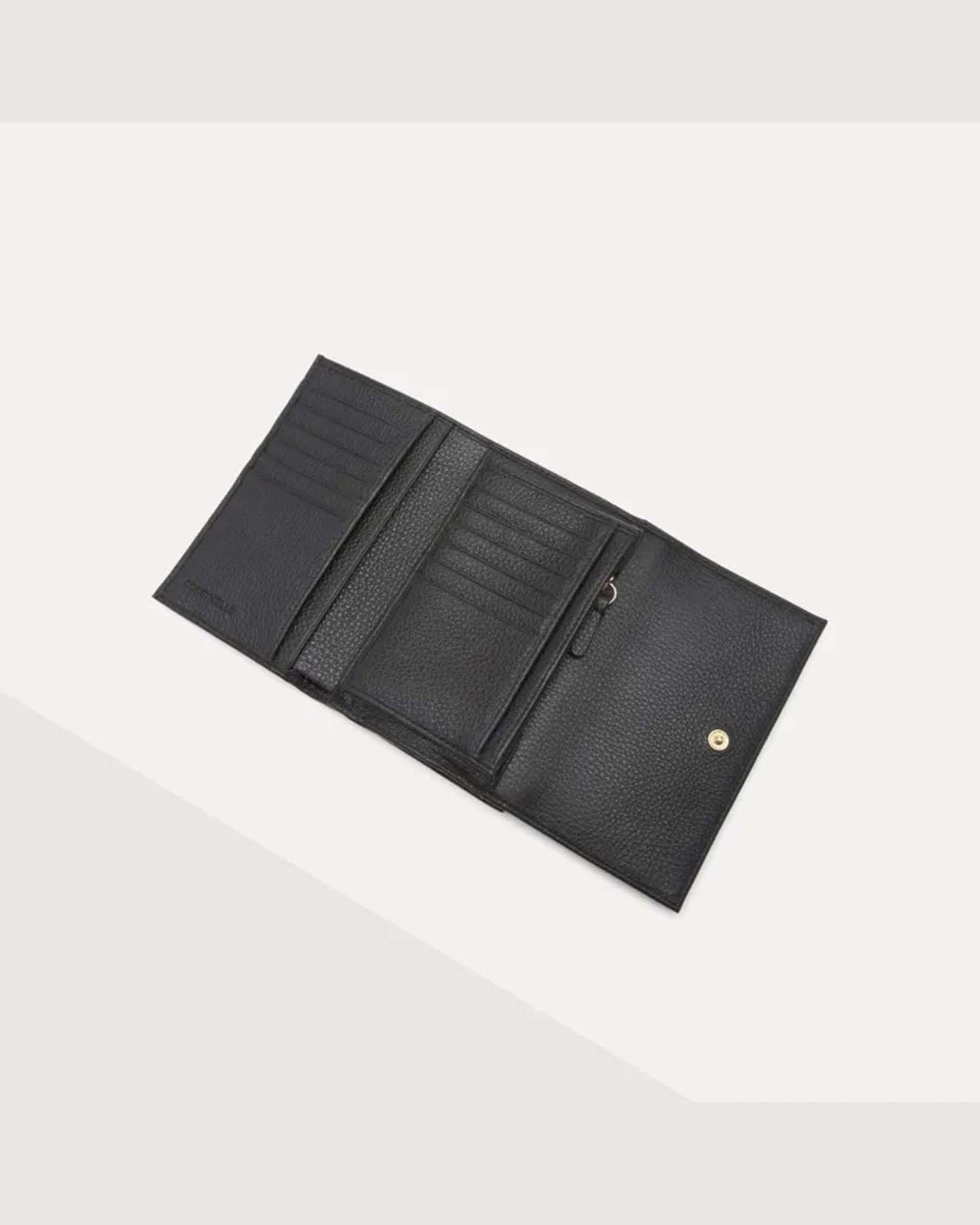 Portafoglio a libro Coccinelle Metallic Medium nero in pelle martellata con portamonete chiuso a zip image