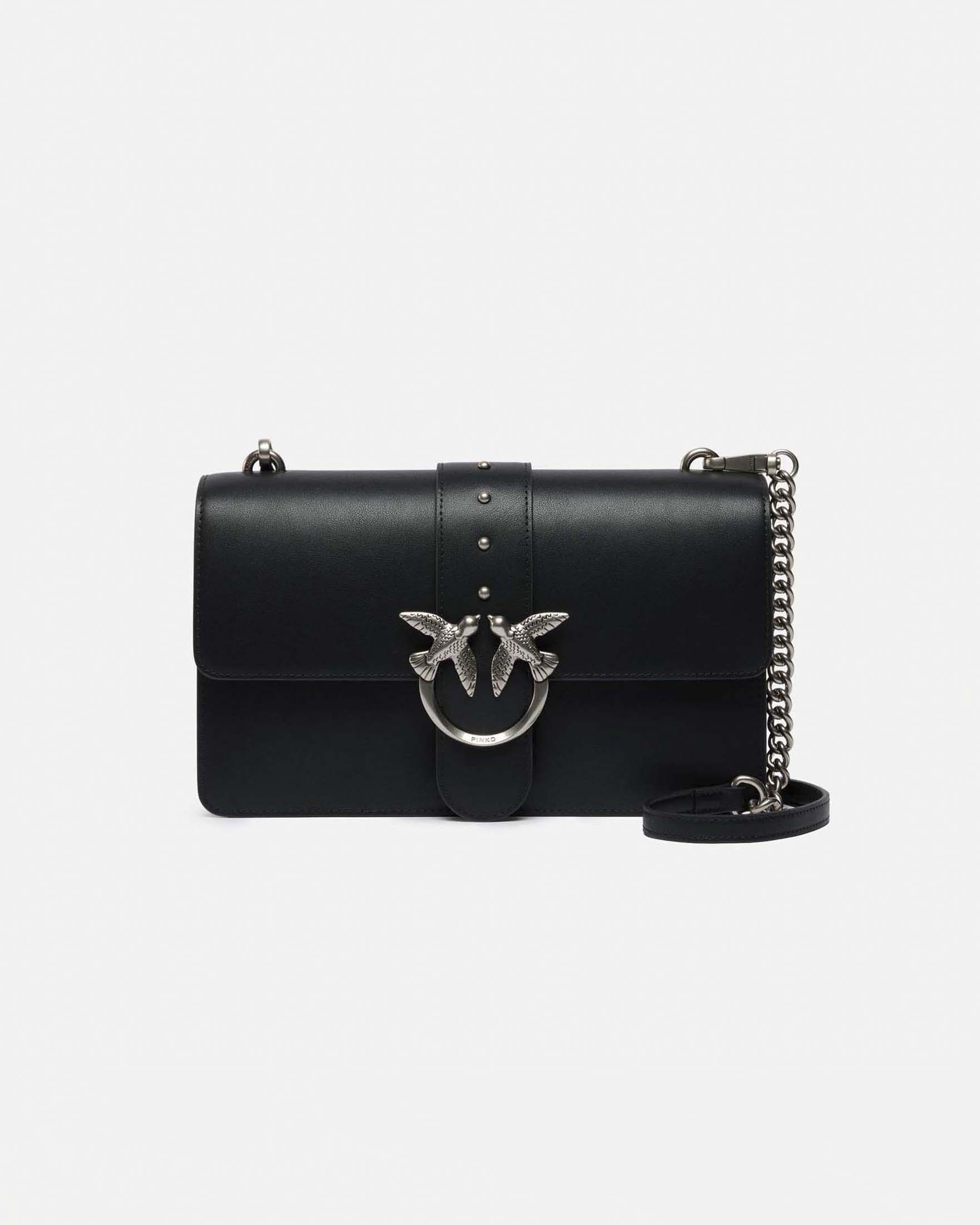 Borsa Love Bag One in pelle liscia nera con fibbia Love Birds argentata e tracolla a catena