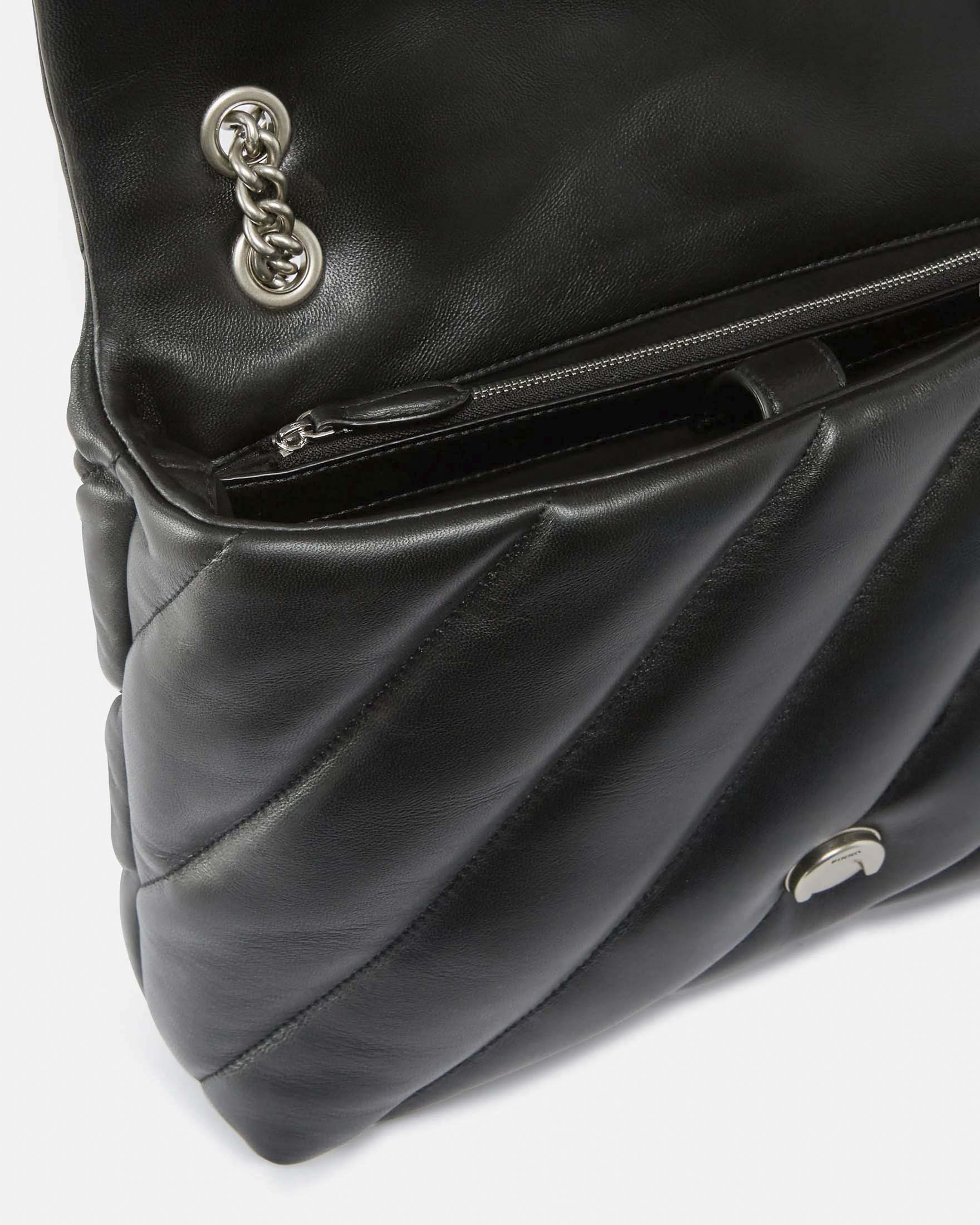 Borsa Big Love Bag Puff Maxi Quilt Pinko in pelle nera con fibbia Love Birds argentata e tracolla image