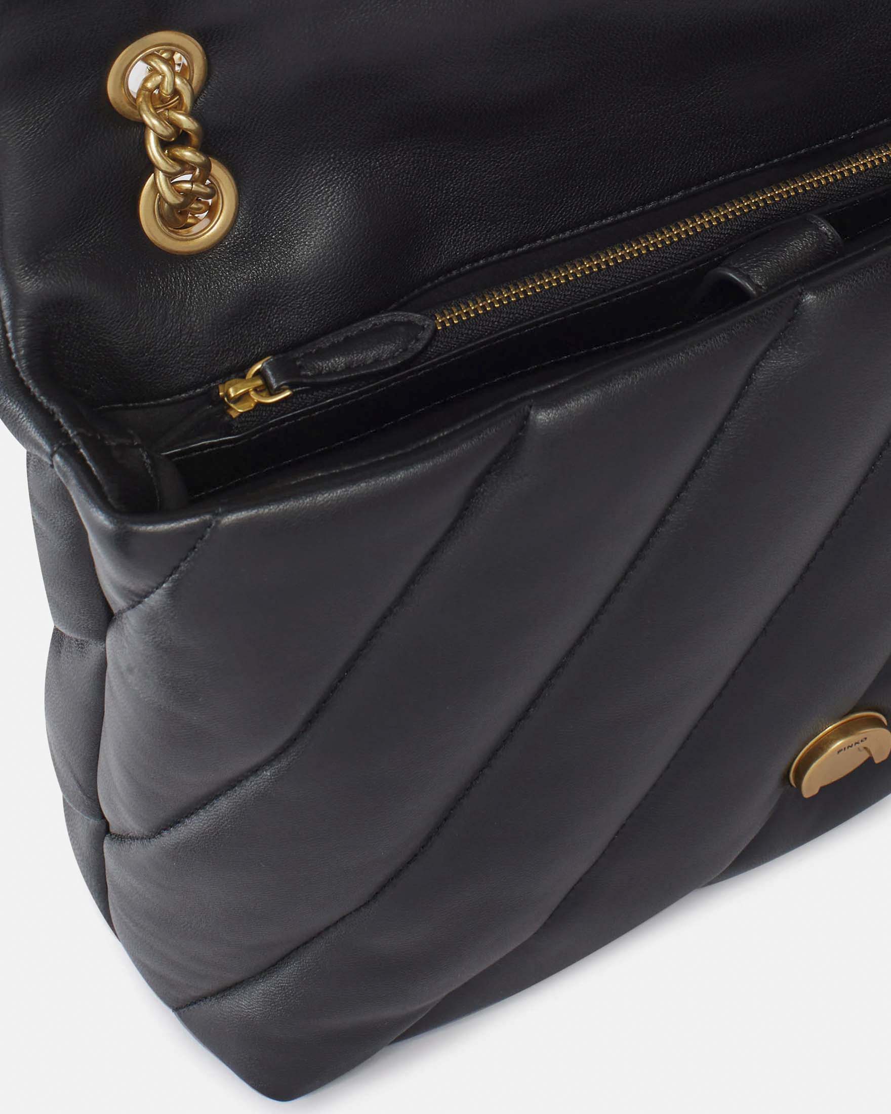 Borsa Big Love Bag Puff Maxi Quilt Pinko in pelle nera con fibbia Love Birds dorata e tracolla image