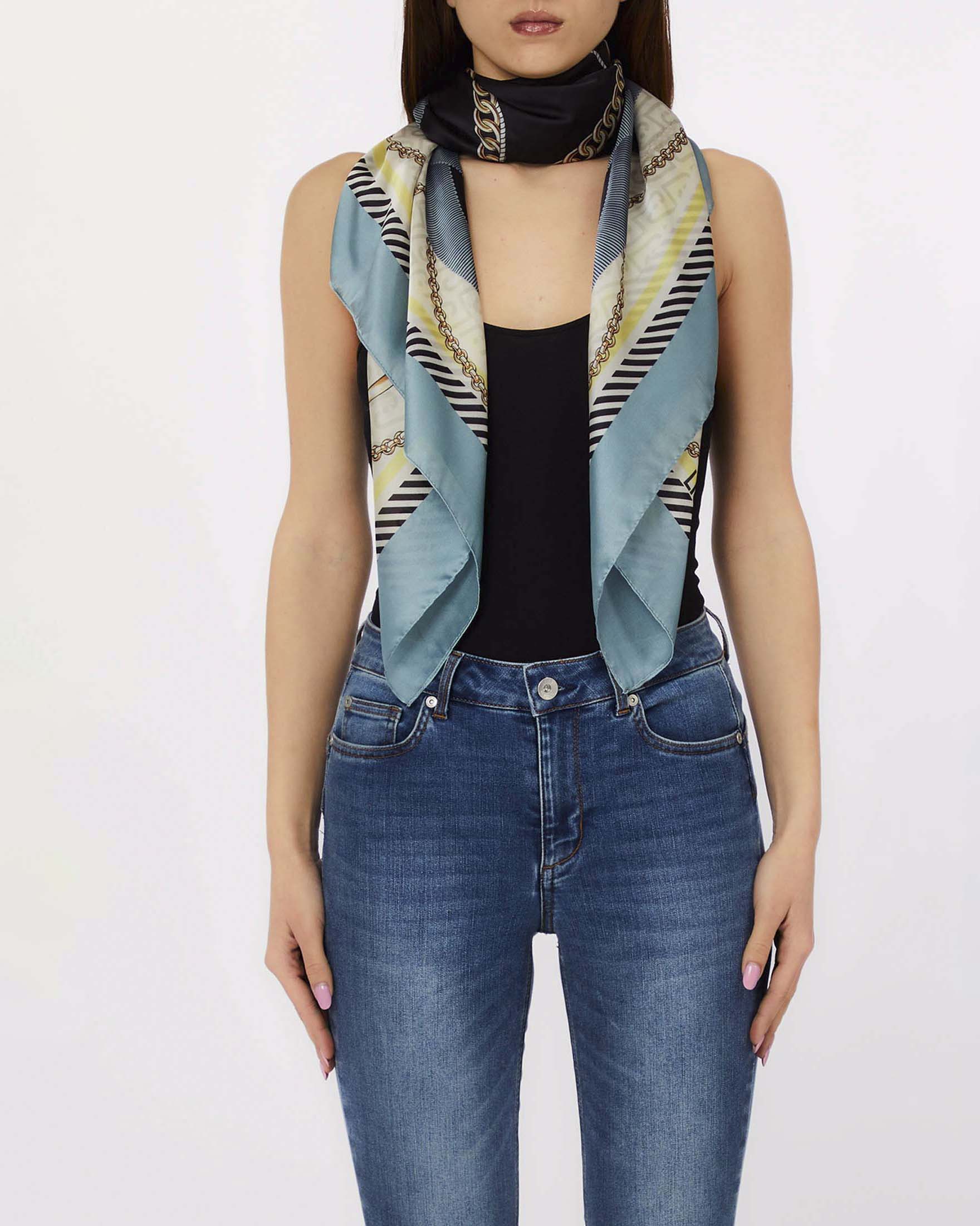 Foulard Liu Jo Accessories blu con stampa catene in tessuto leggero