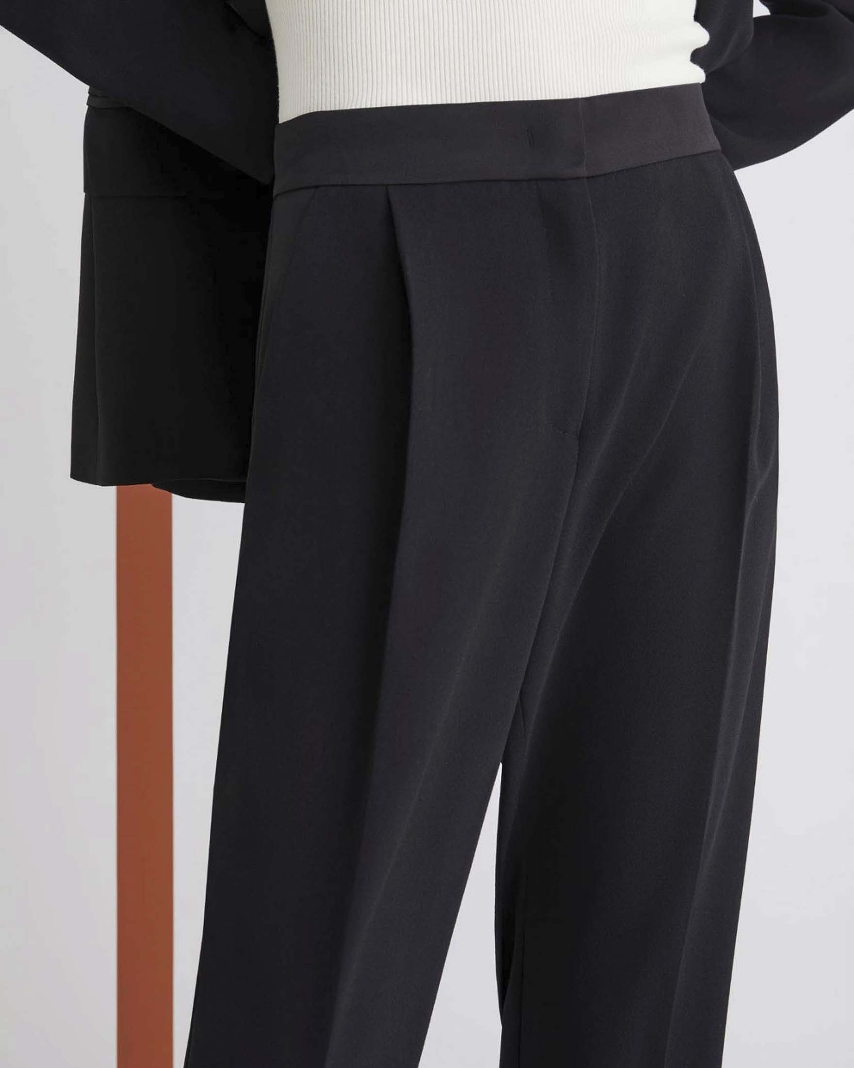 Pantalone con pieghe nero Marella Art. 365 in crêpe envers satin