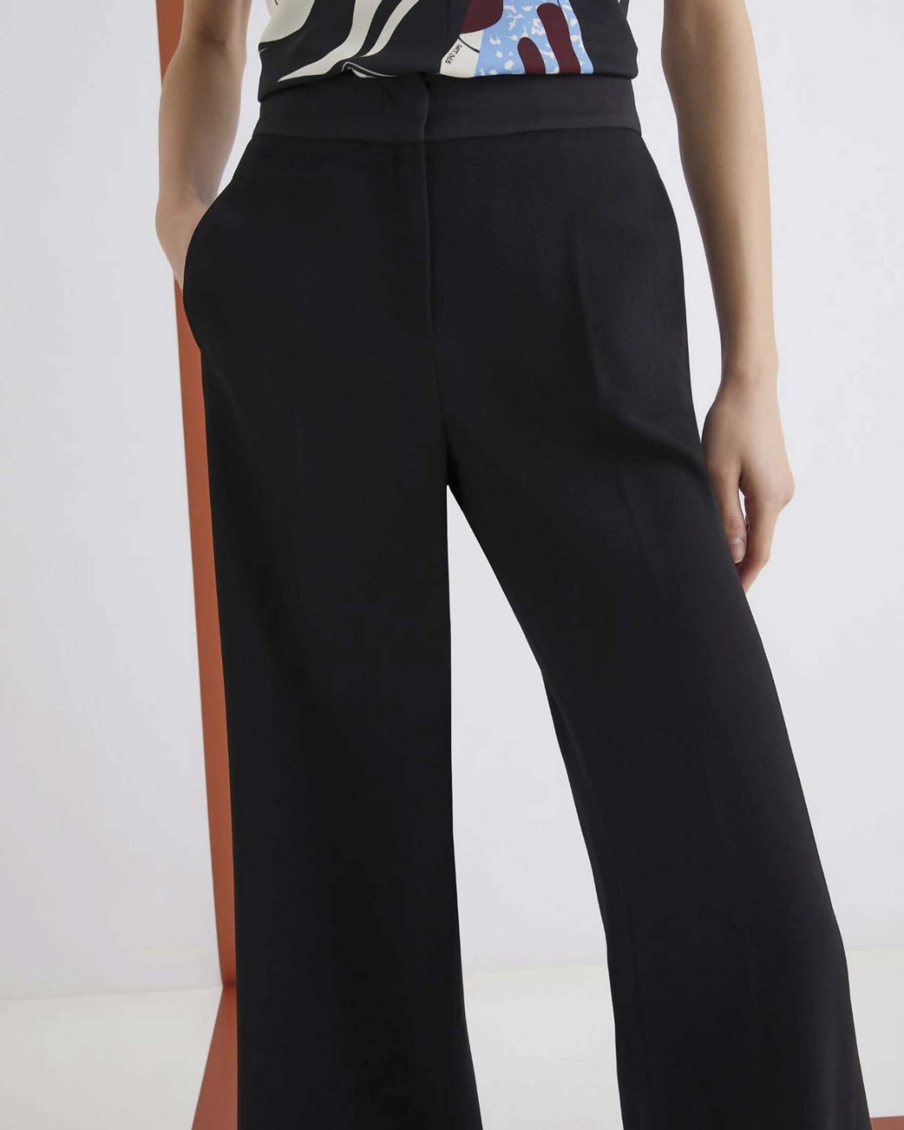 Pantalone dritto nero Marella Art. 365 in crêpe envers satin con bande