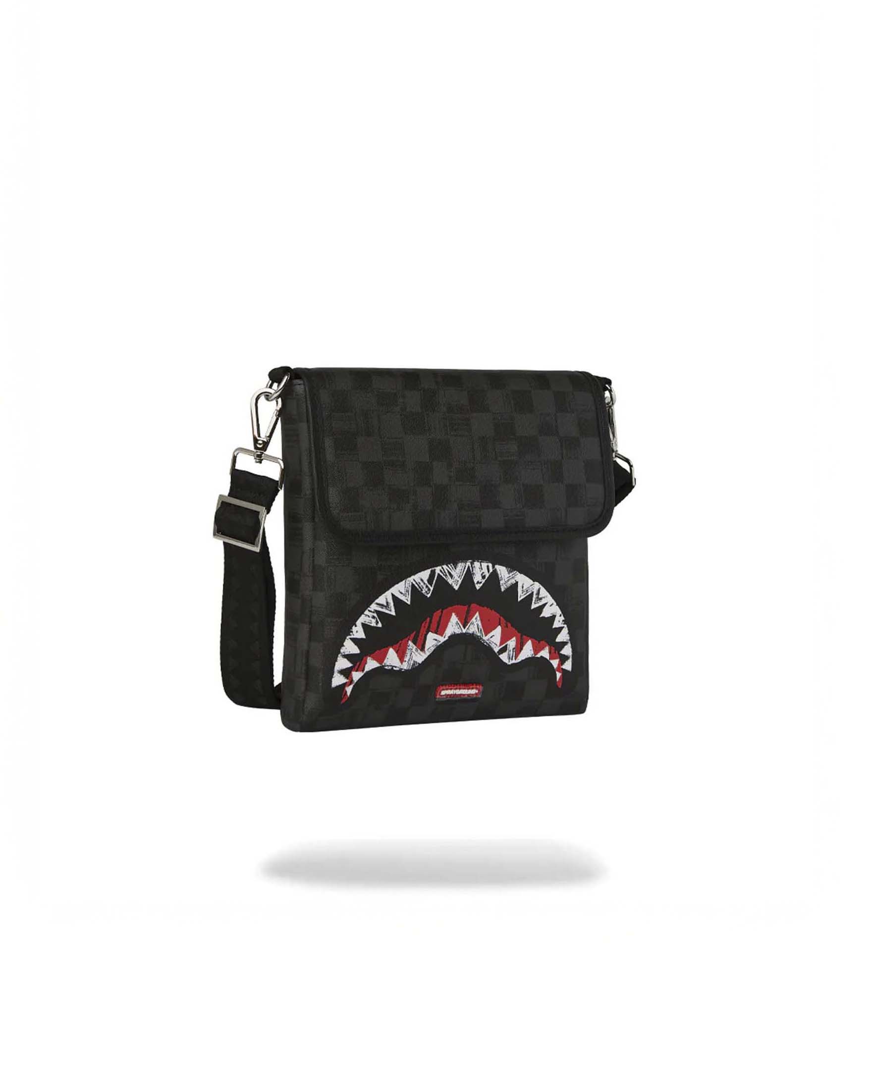 Borsa a tracolla Scribble Shark in similpelle con motivo a scacchi neri e grigi e fauci di squalo image