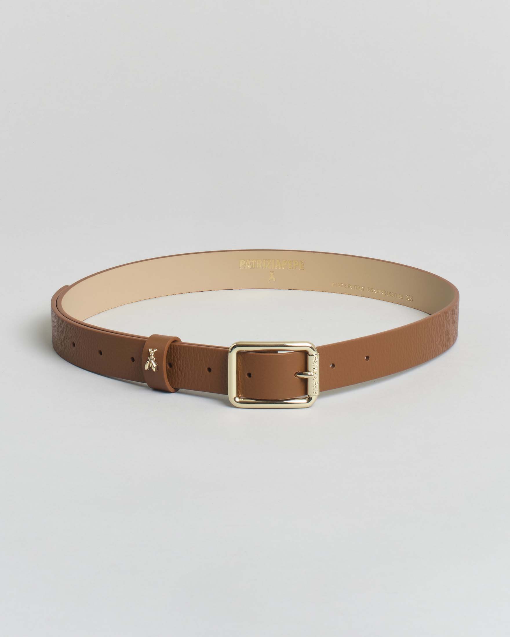 Cintura color cuoio in pelle con fibbia dorata e scritta logo impressa e Fly 2,5 cm
