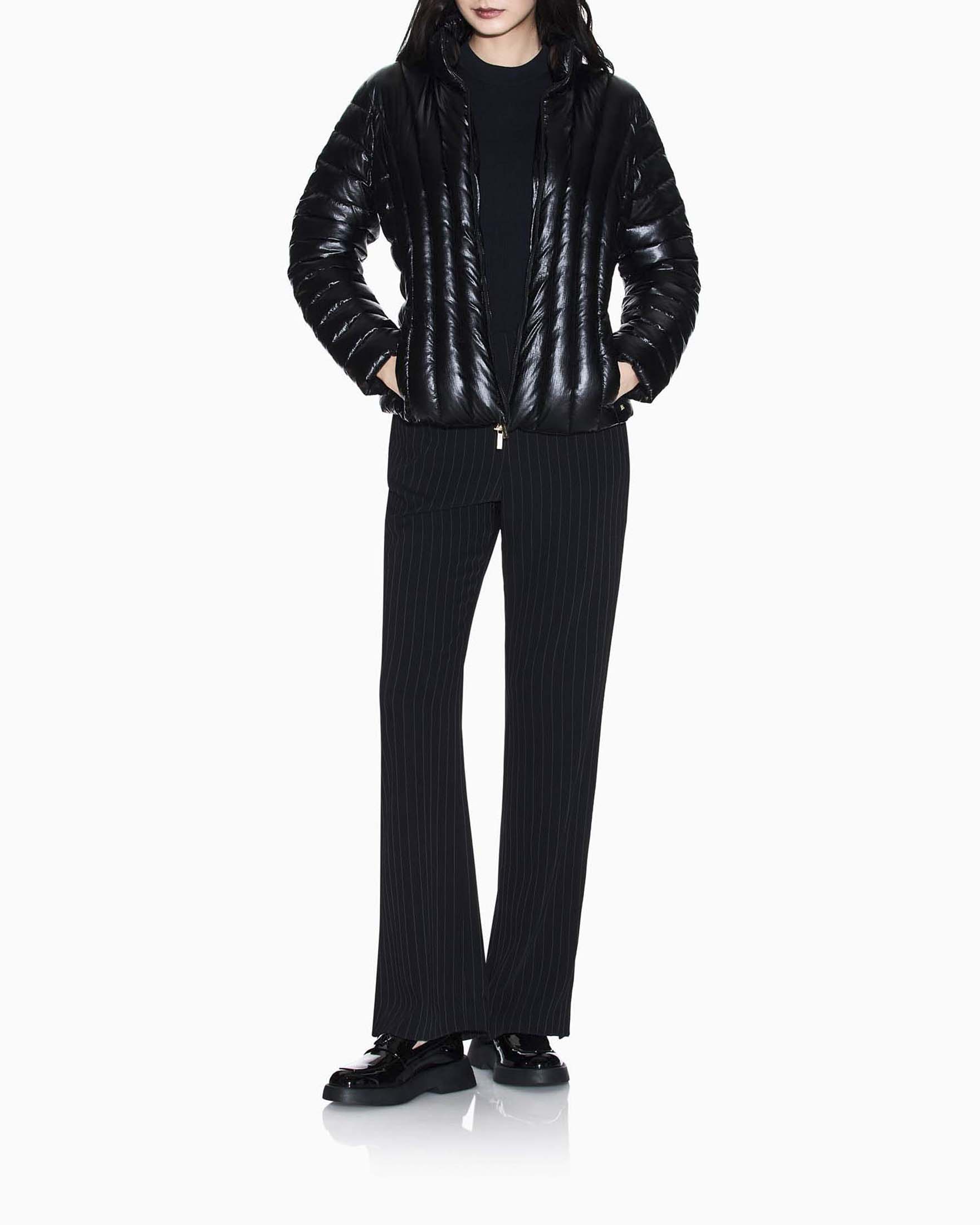 Piumino Armani Exchange nero in tessuto tecnico con finitura lucida