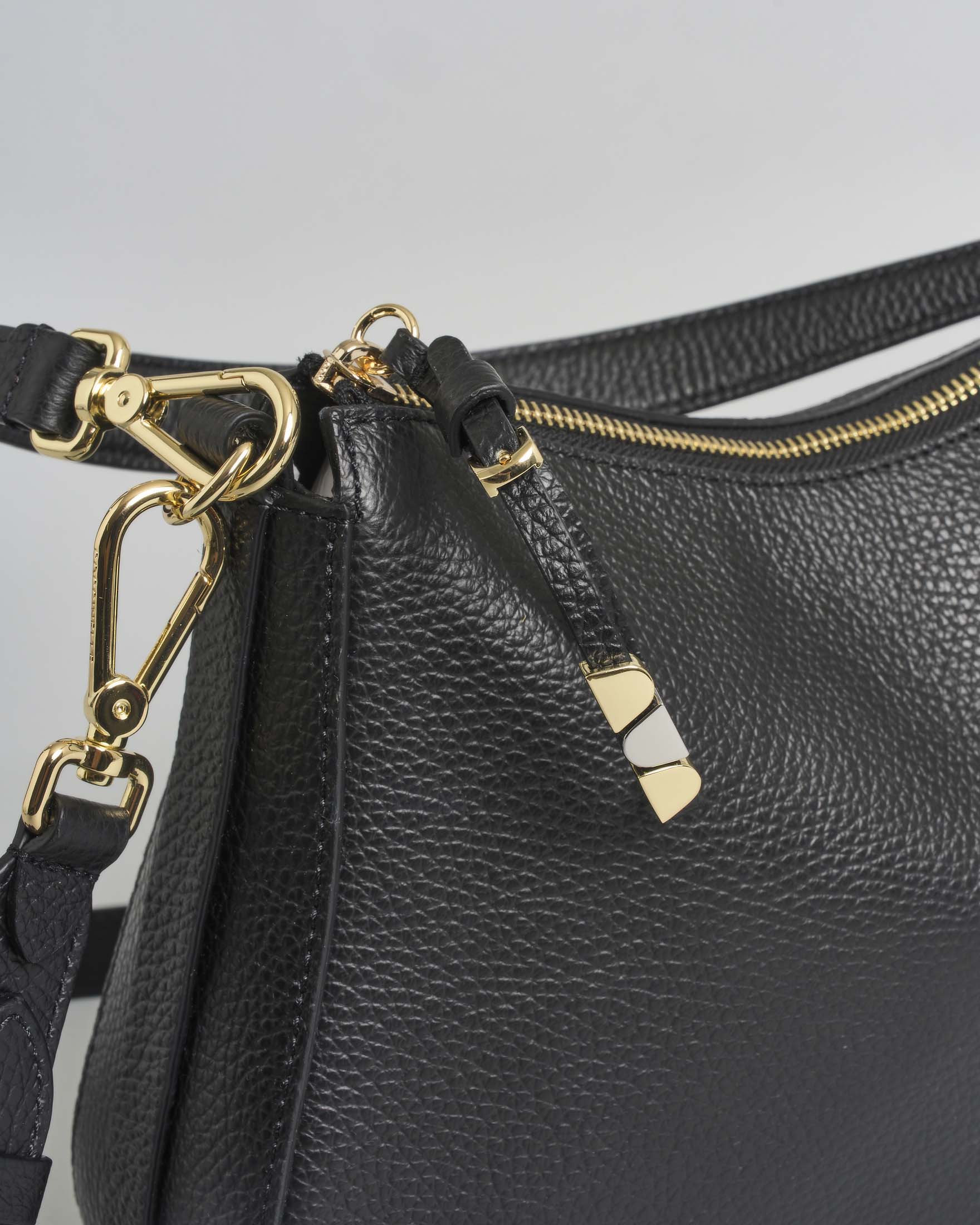 Borsa a spalla Nory Coccinelle in pelle granulata nera con tracolla removibile image