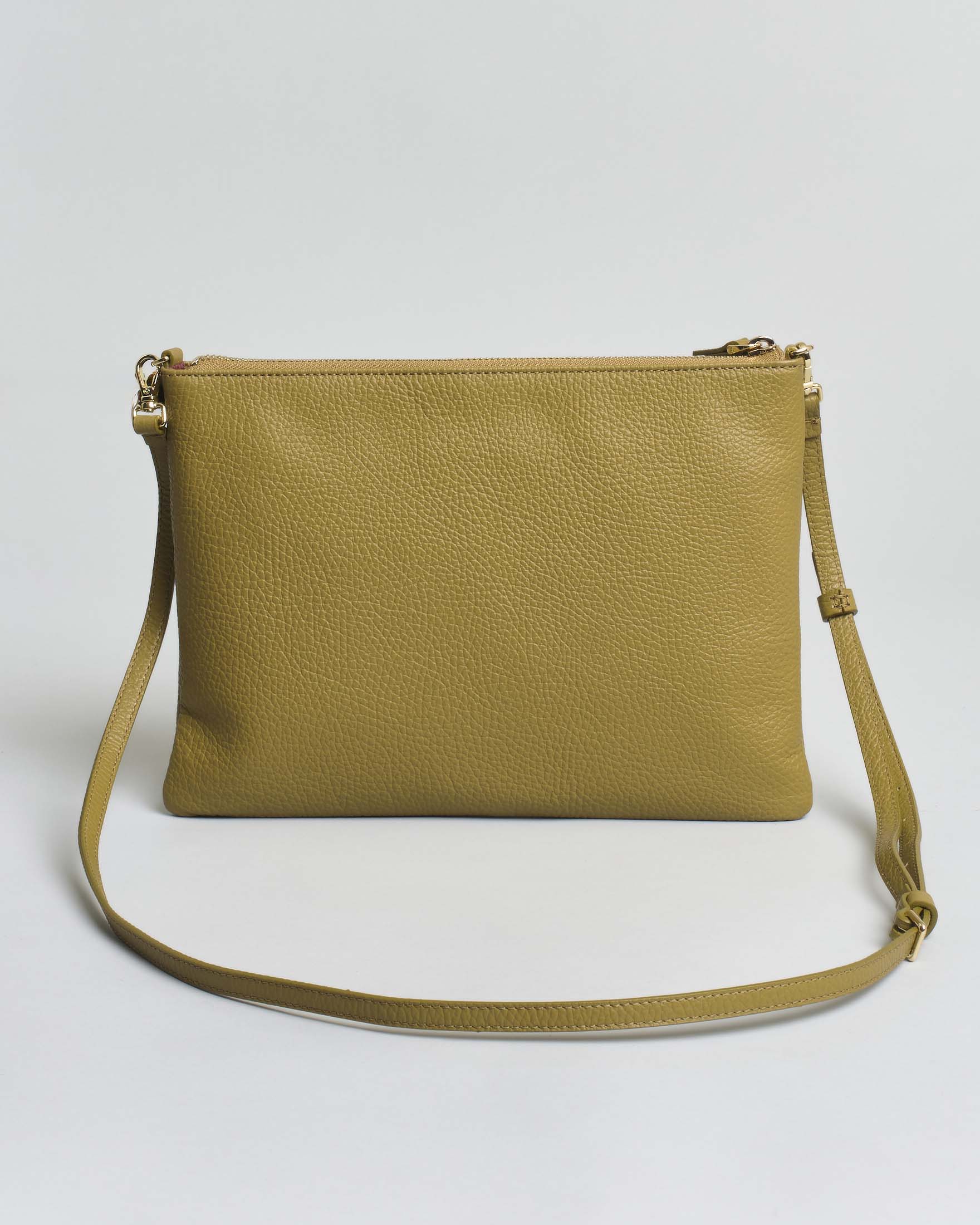 Borsa a tracolla piatta Best Coccinelle in pelle granulata verde oliva con tracolla removibile