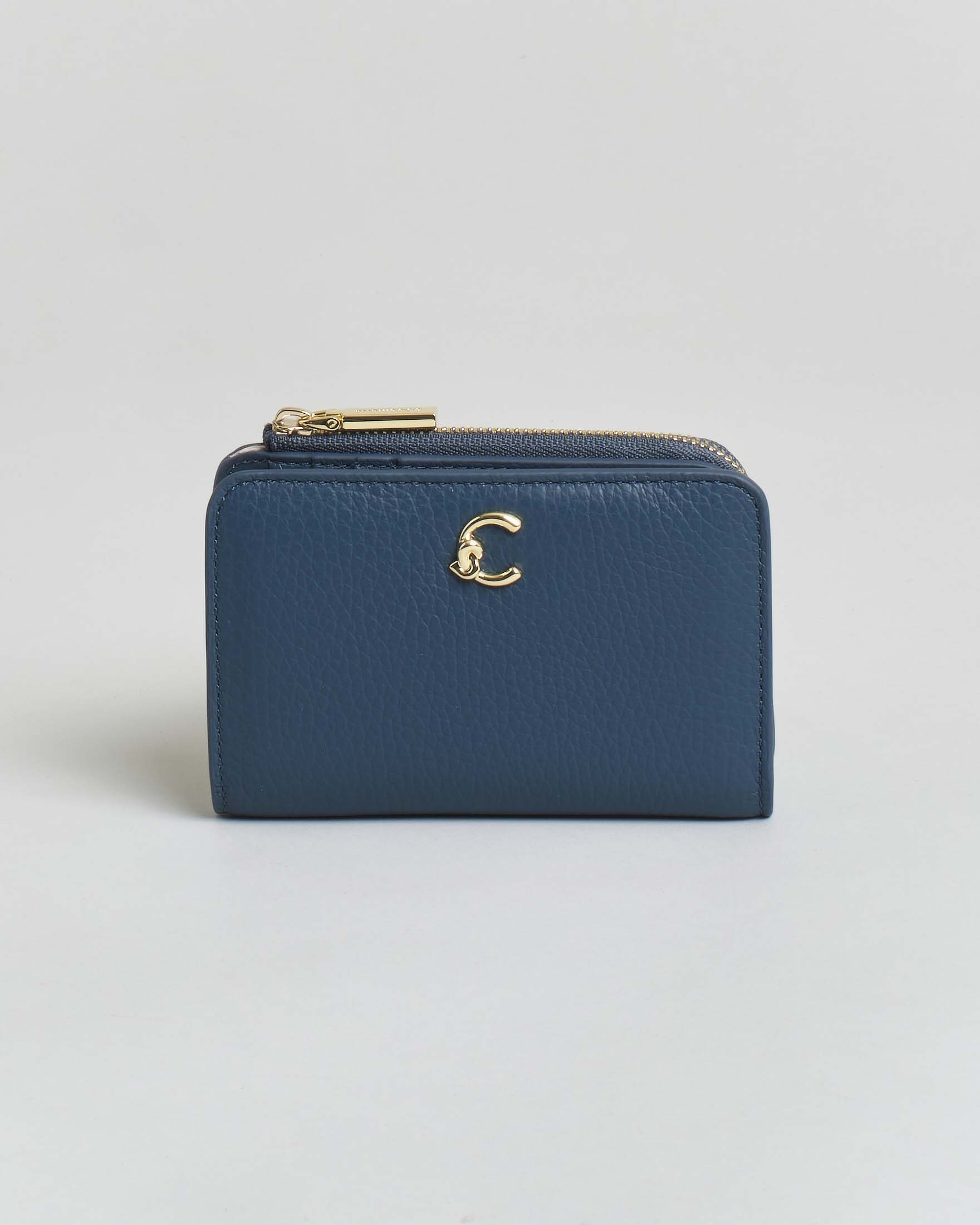 Portafoglio Coccinelle C-ME Small color ottanio in pelle martellata con portamonete chiuso a zip