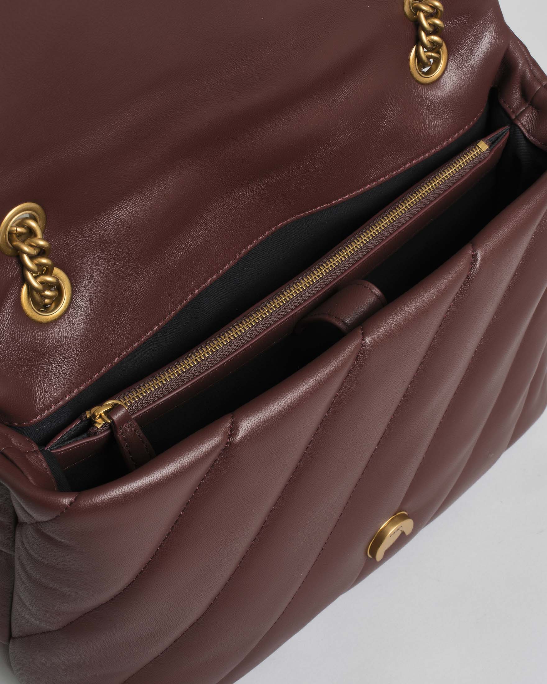 Borsa Big Love Bag Puff Maxi Quilt Pinko in pelle bordeaux con fibbia Love Birds dorata e tracolla image