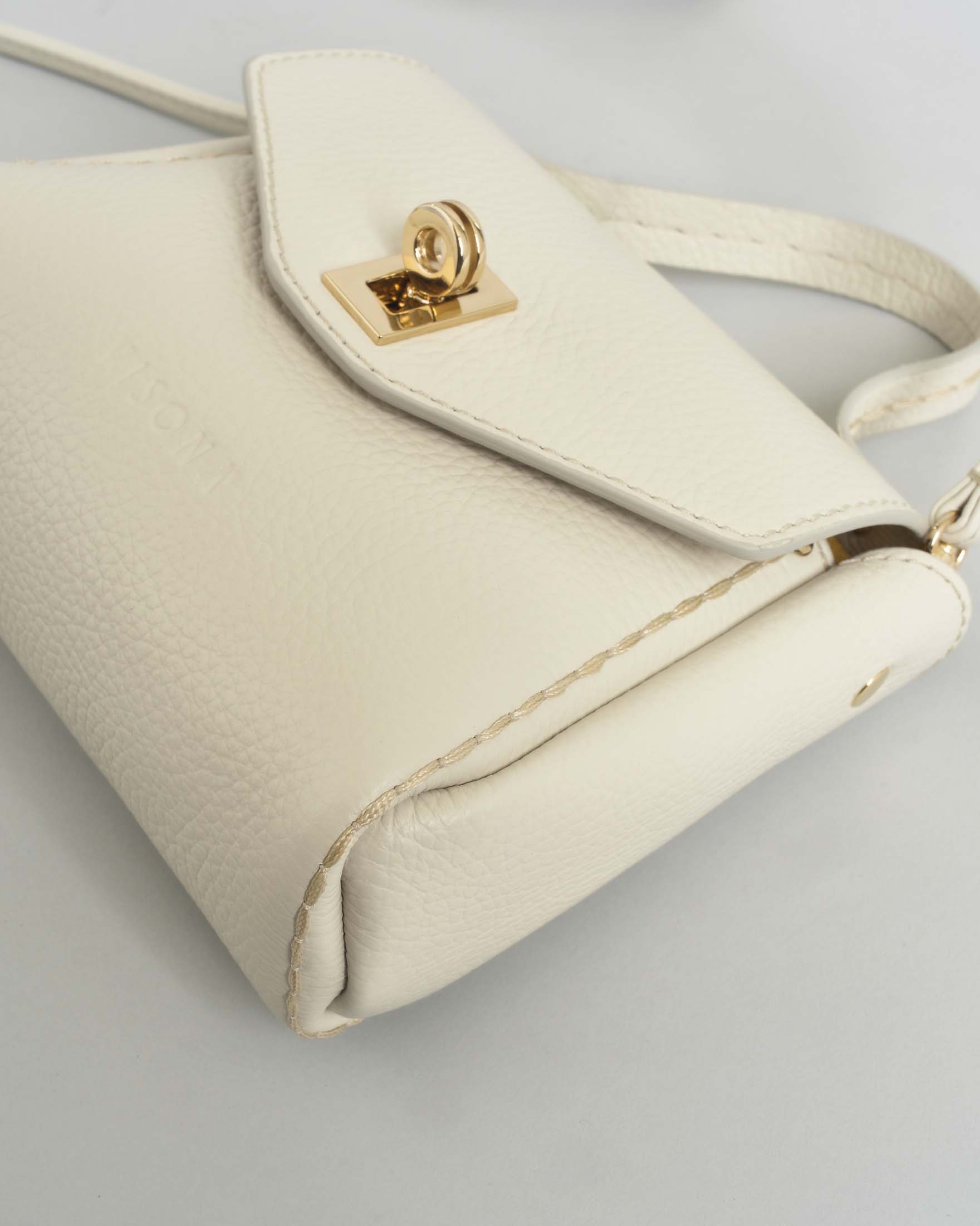 Mini Bag Visonà in pelle martellata bianca con tracolla removibile image