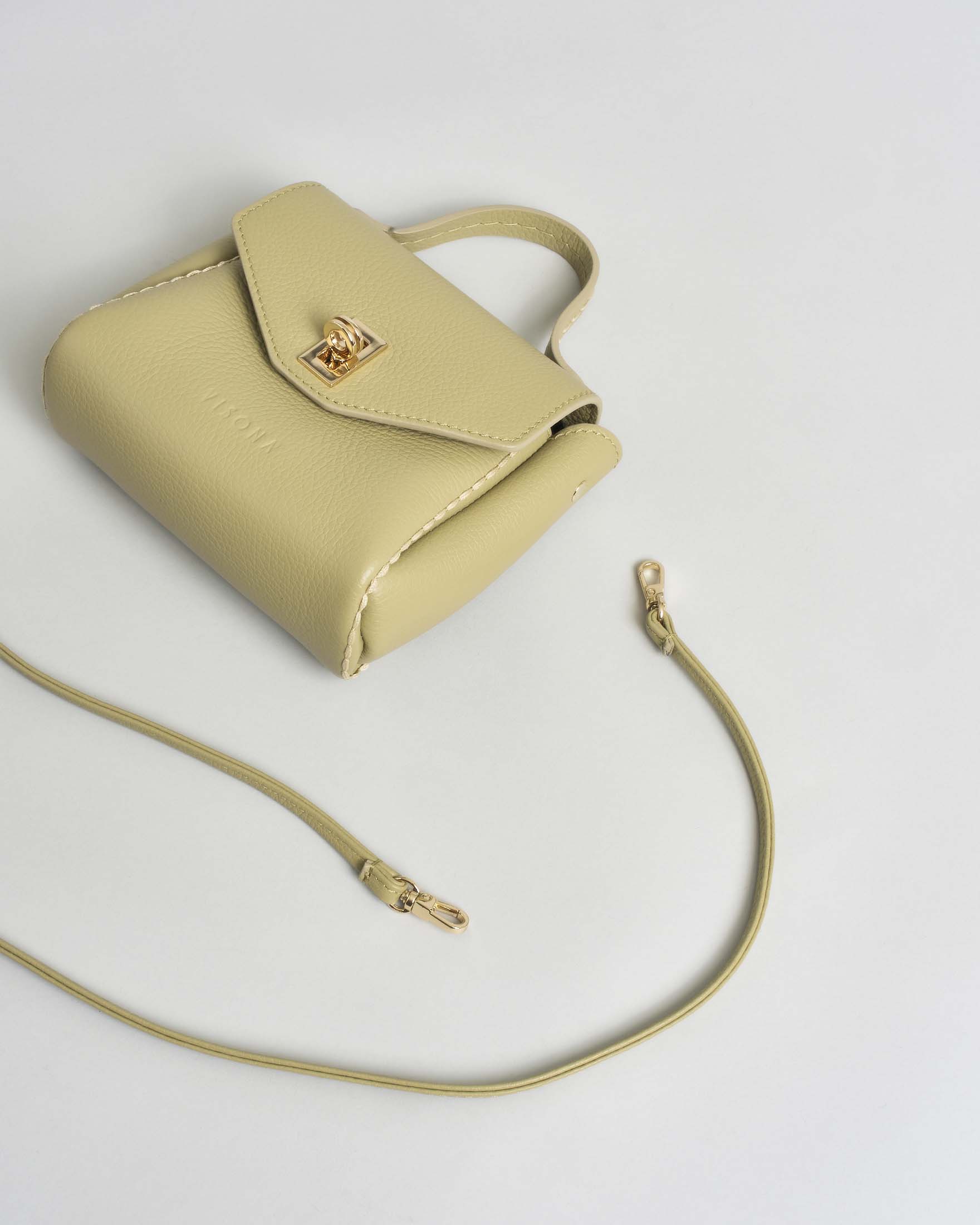 Mini Bag Visonà in pelle martellata color salvia con tracolla removibile