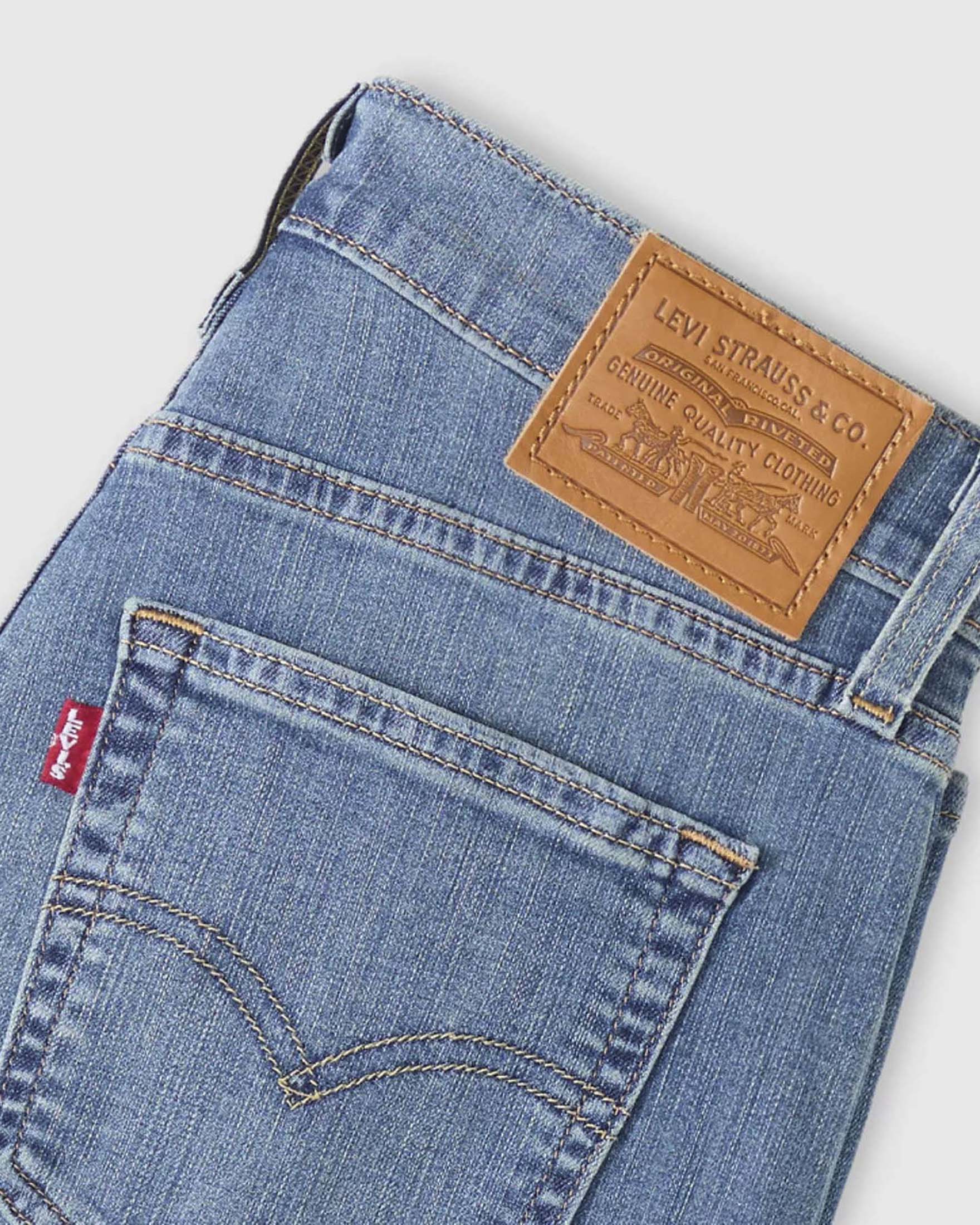 Jeans 728 Levi's a vita alta e gamba larga con lavaggio medio