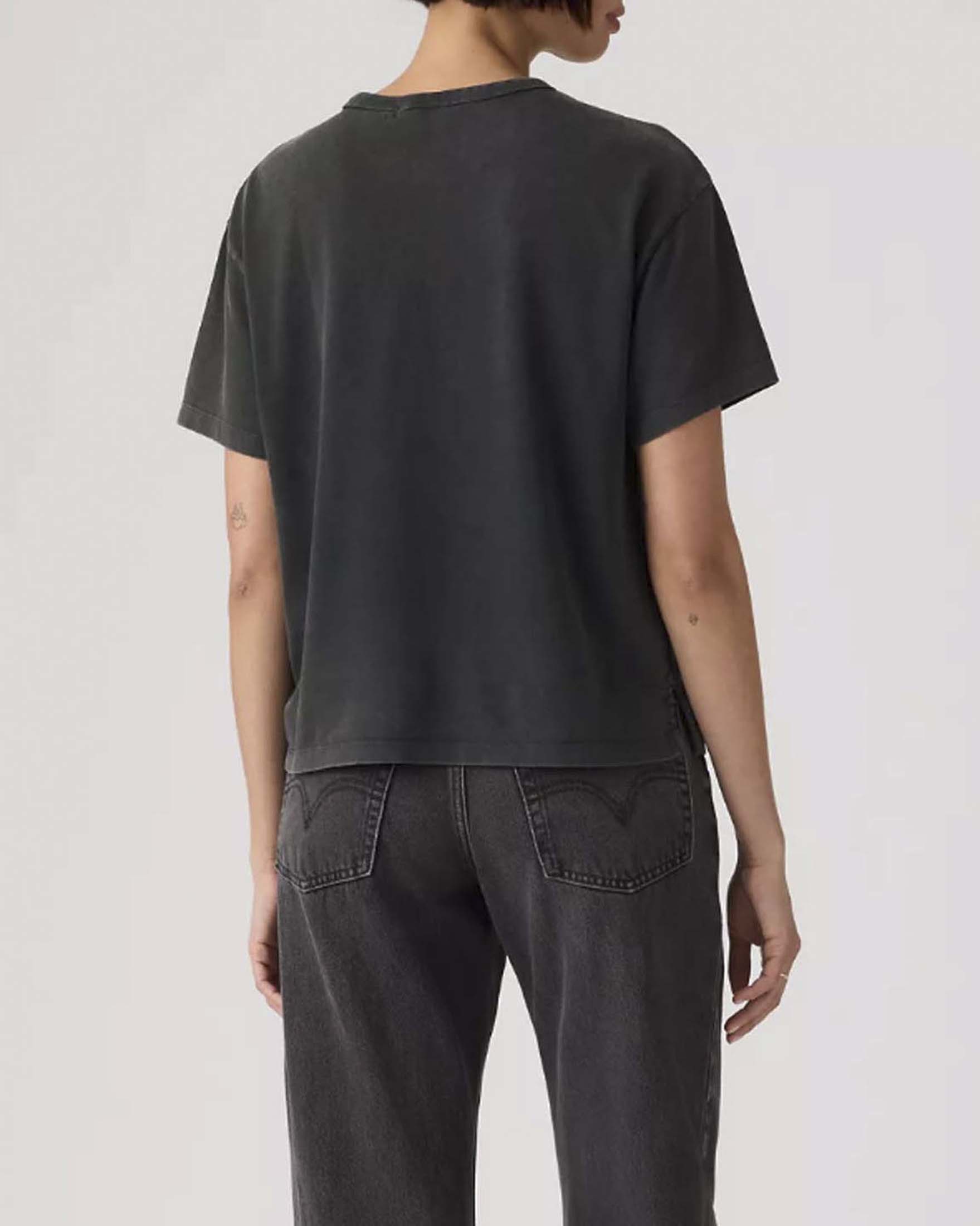 T-Shirt Vintage Levi's a maniche corte nera in cotone con scollo a giro image