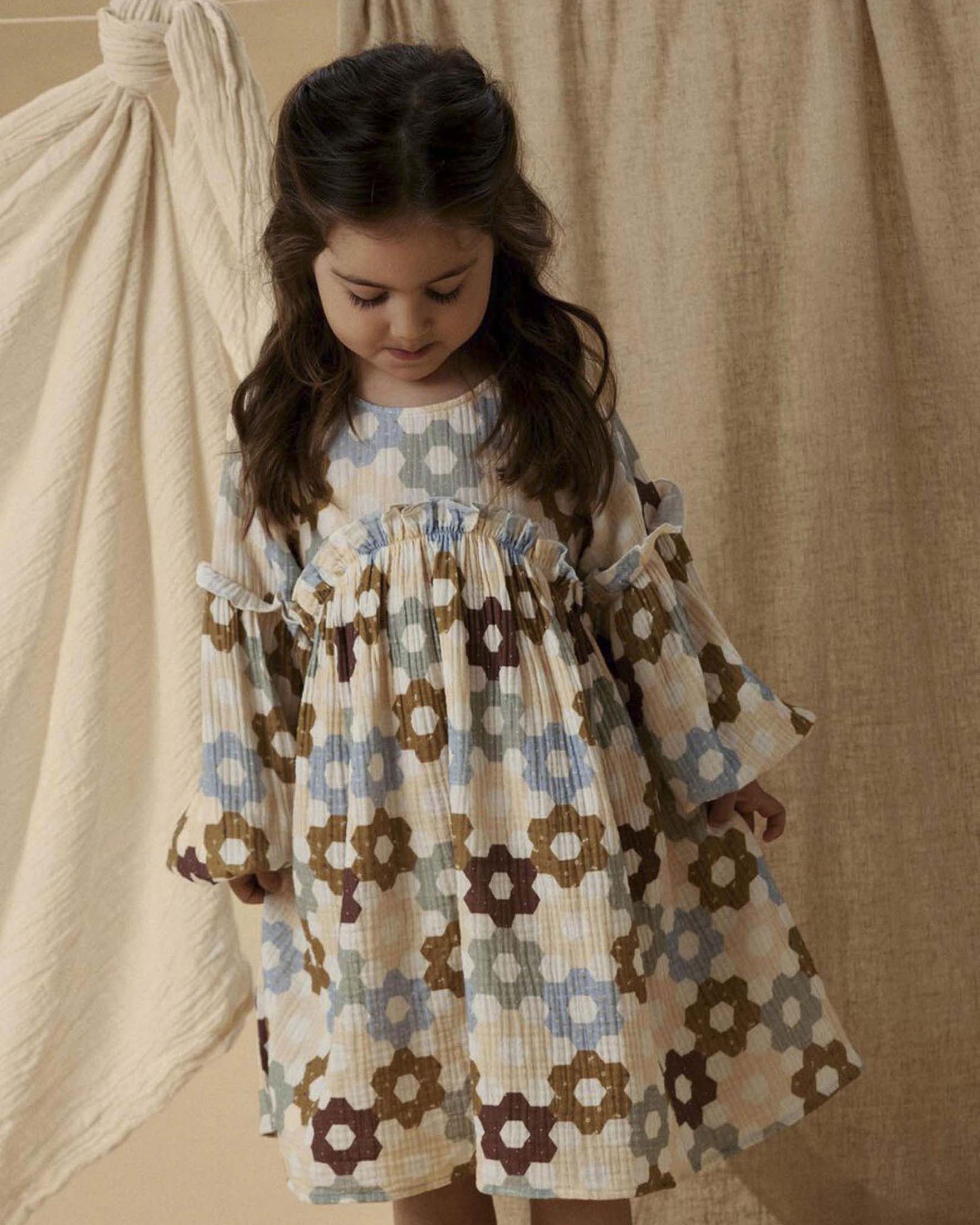 Abito Lil'Atelier in puro cotone a maniche lunghe e fantasia fiori multicolor