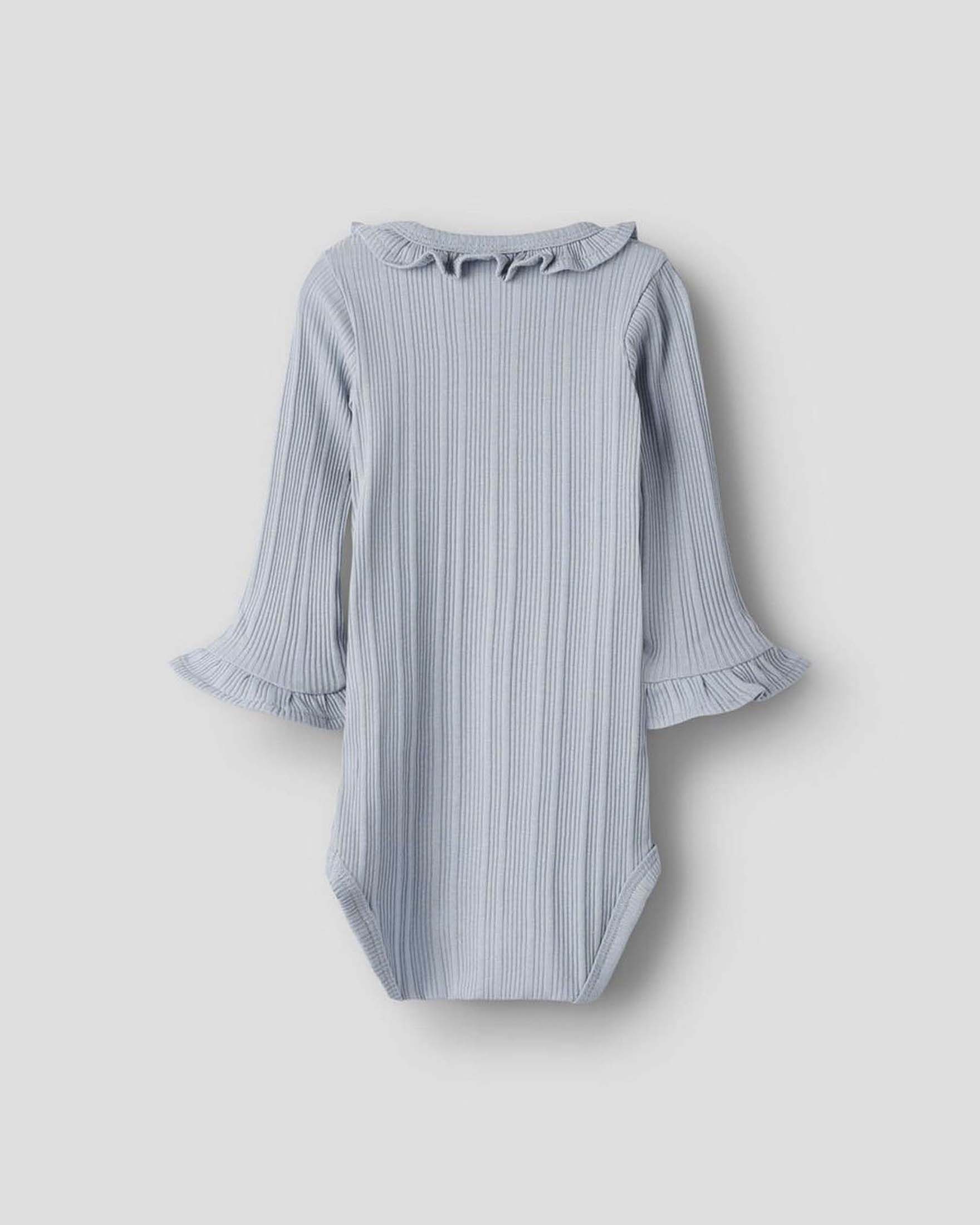 Body Lil'Atelier celeste a maniche lunghe in misto cotone con costine e volant image