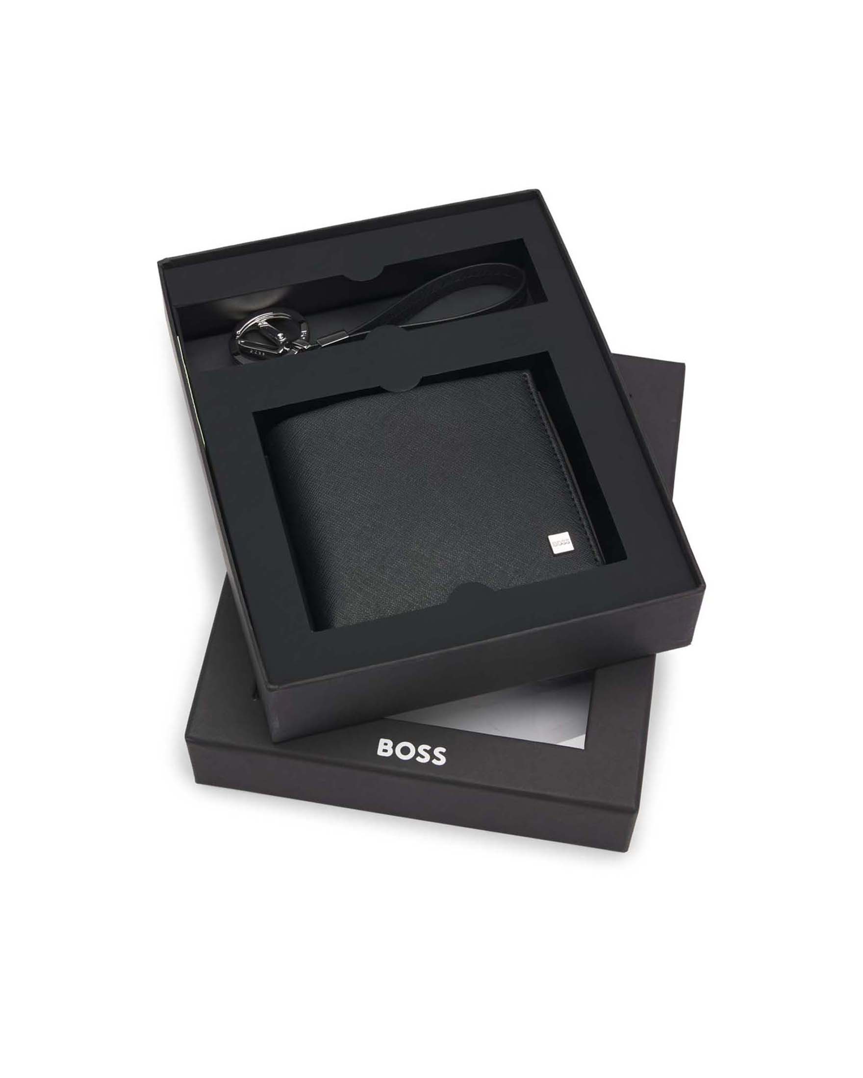 Set portafoglio e portachiavi Boss nero in similpelle saffiano image