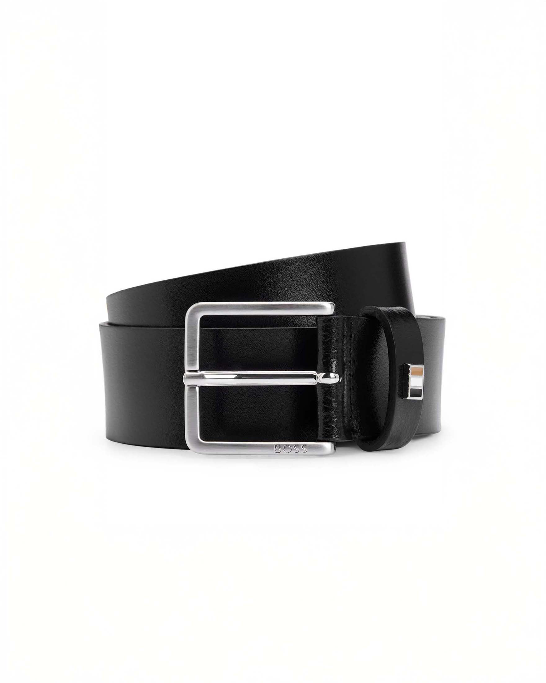 Cintura Boss in pelle liscia nera con placchetta tricolore sul passante