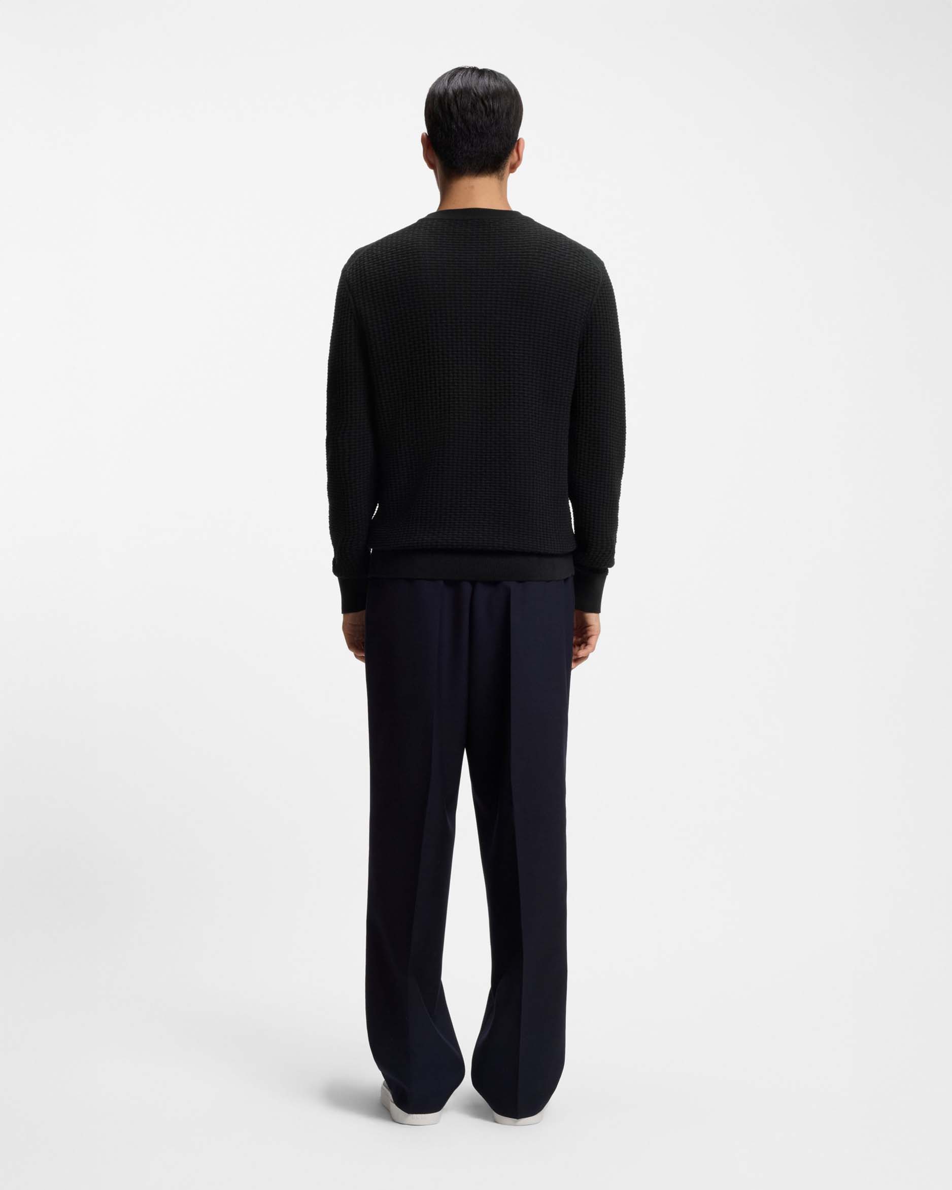 Maglioncino girocollo Boss nero in puro cotone micro mattoncino image