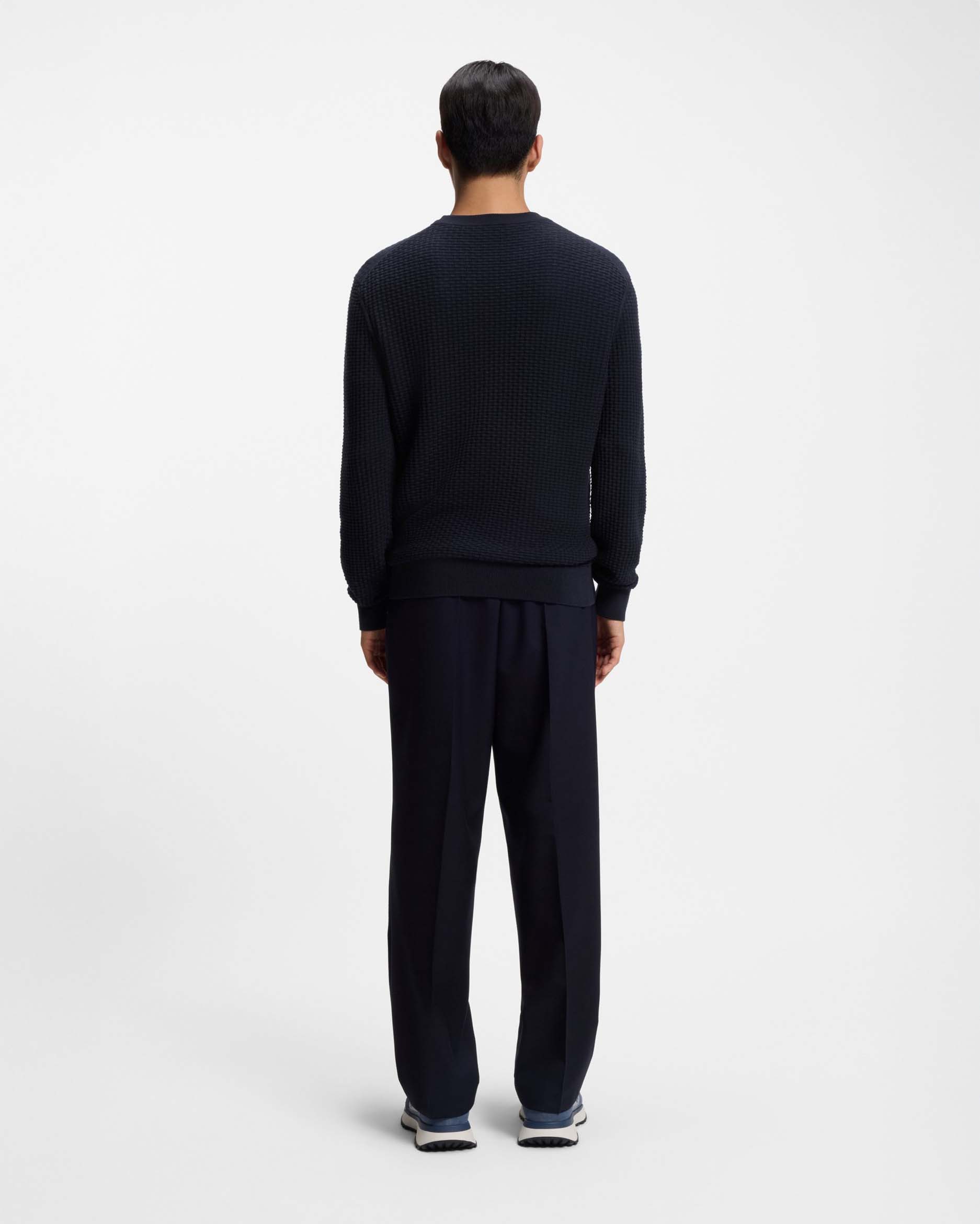 Maglioncino girocollo Boss blu in puro cotone micro mattoncino image