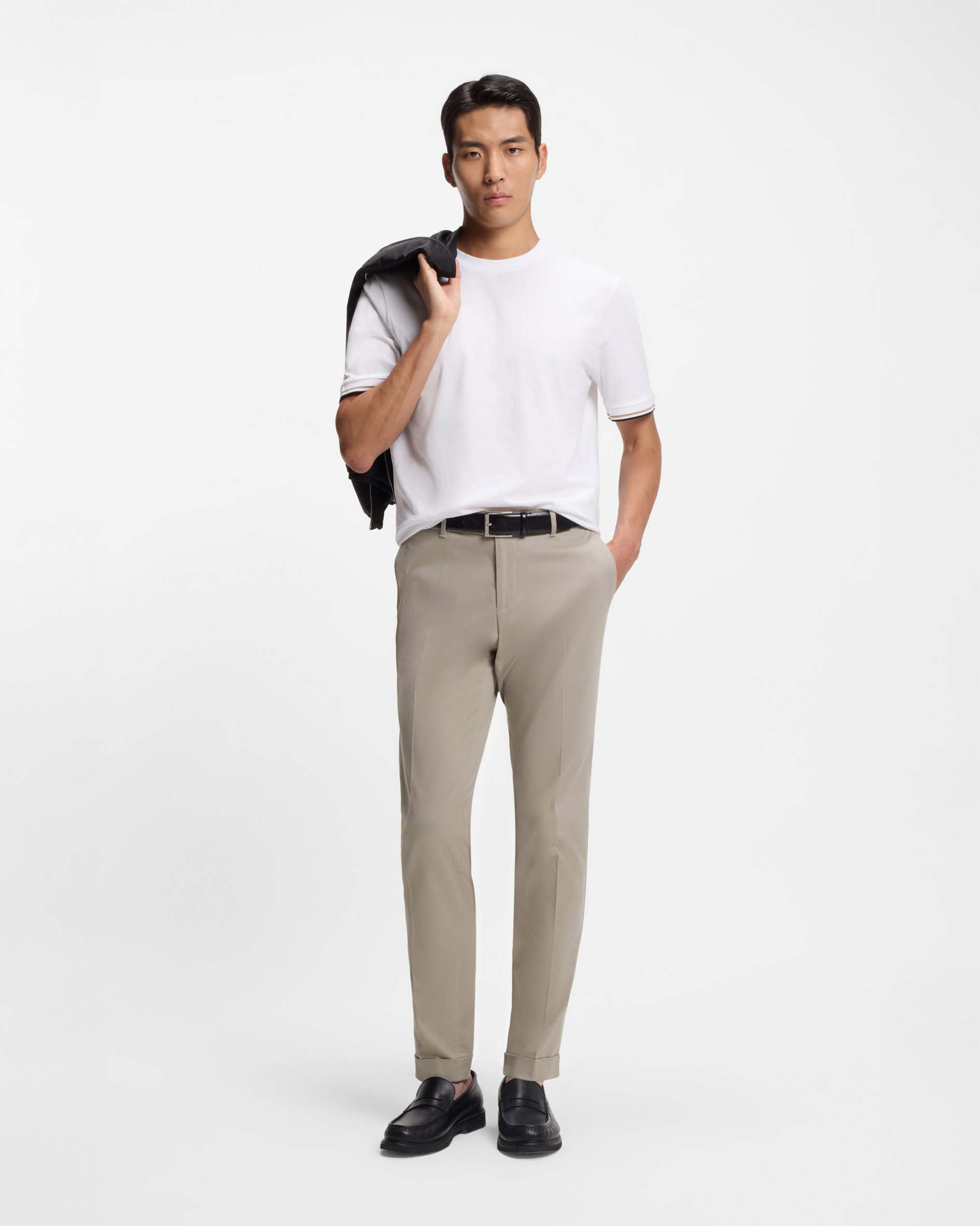 Pantalone chino Boss Genius sabbia in gabardina di cotone stretch