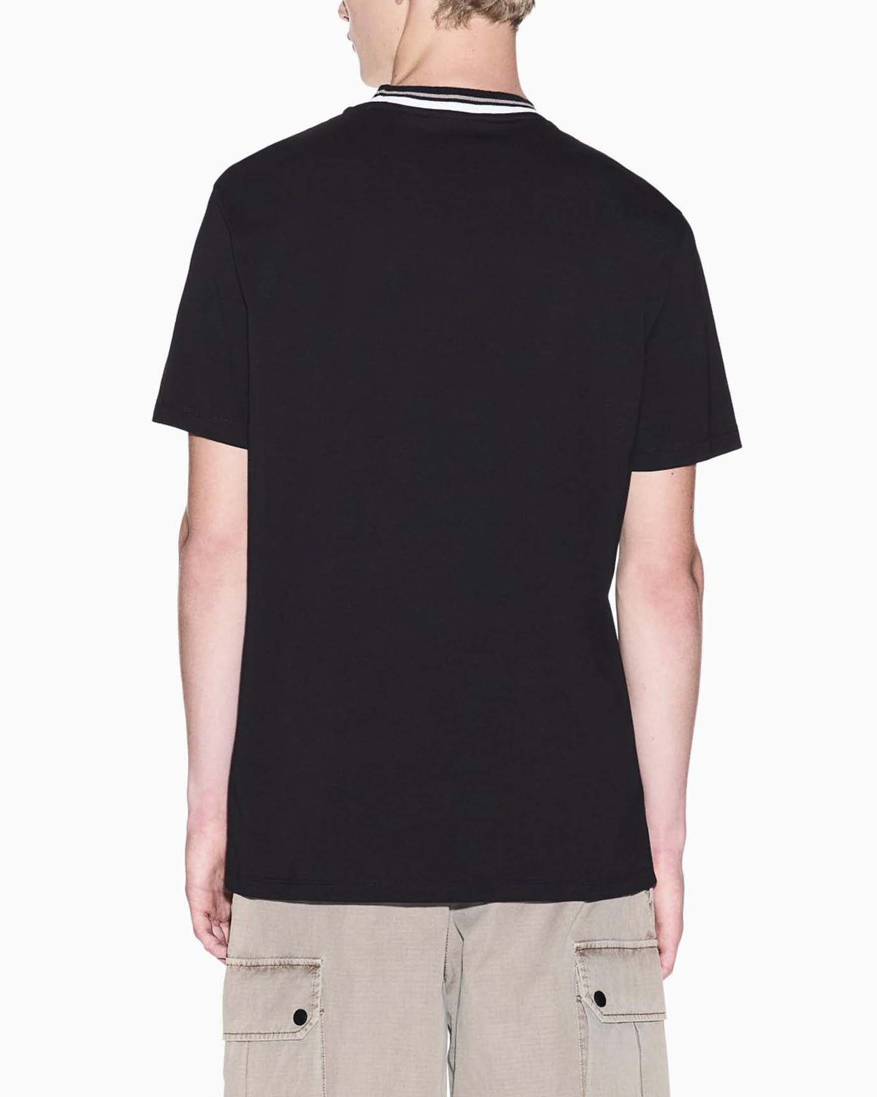 T-shirt Armani Exchange nera in cotone con logo ricamato e bordo a righe