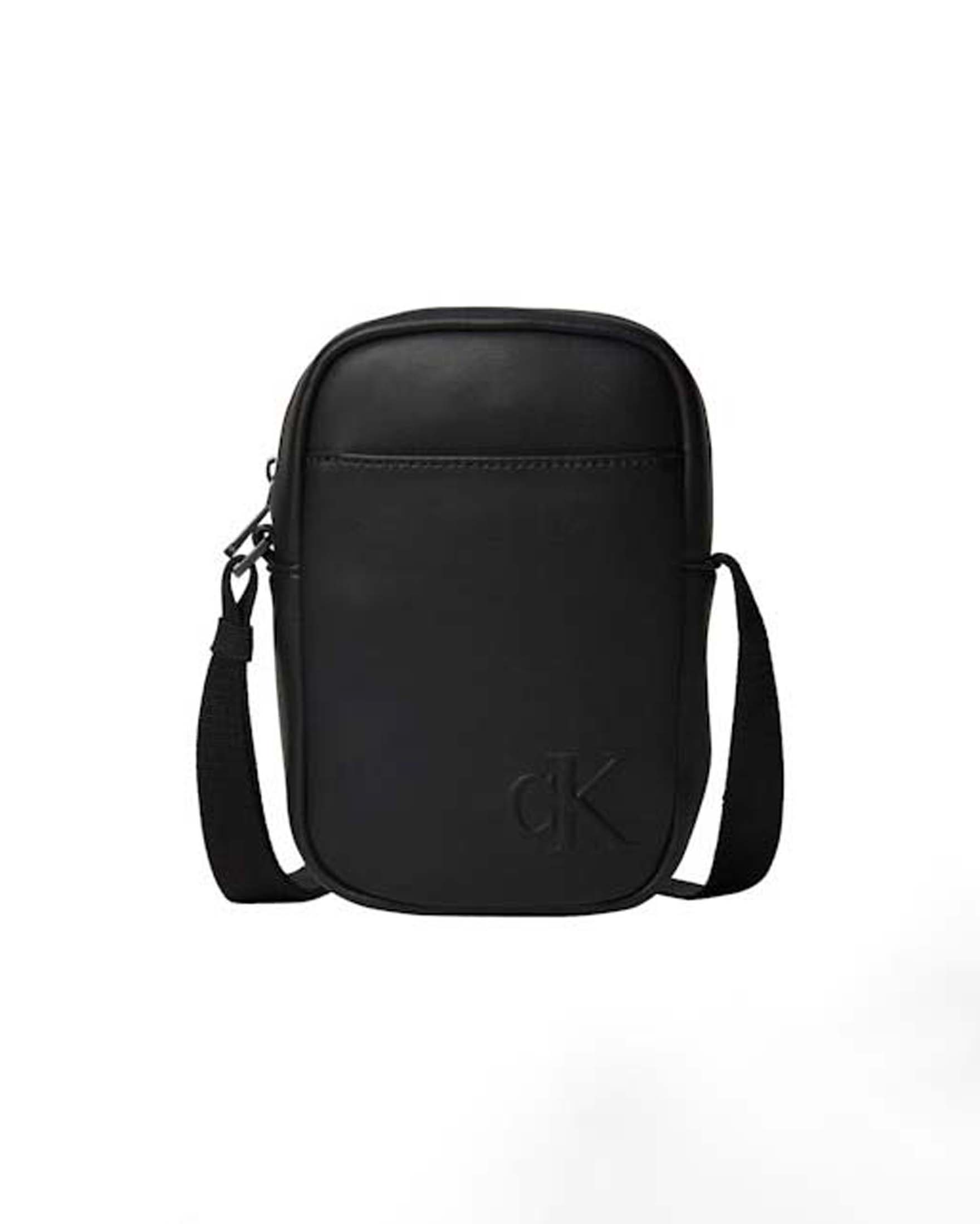 Borsa a tracolla Jeans nera in similpelle con logo CK in rilievo
