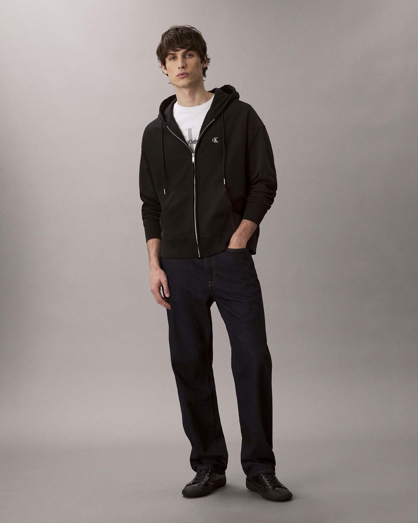 Felpa con cappuccio e chiusura zip Calvin Klein Jeans nera in misto cotone