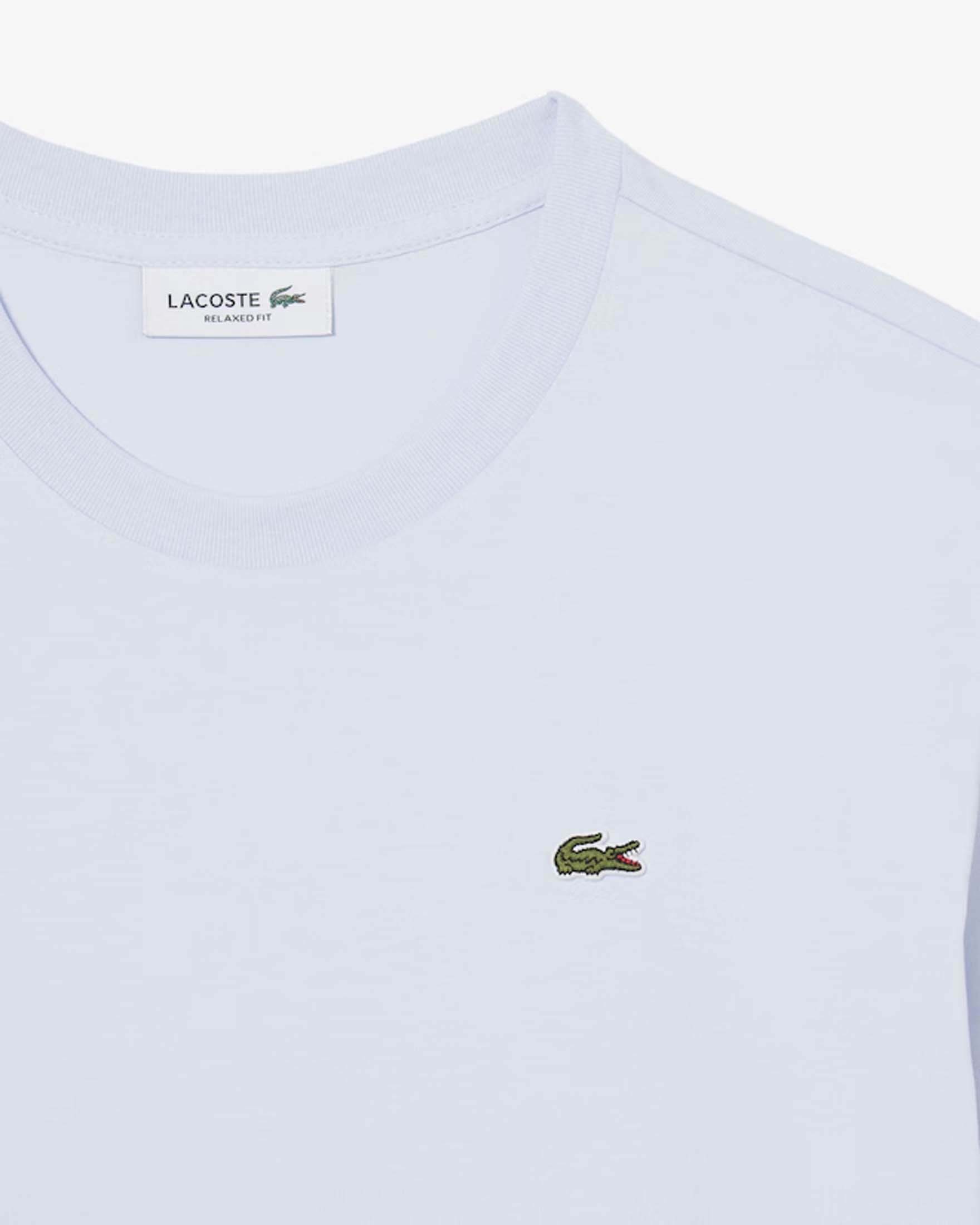 T-shirt azzurra Lacoste in morbido cotone relaxed fit image