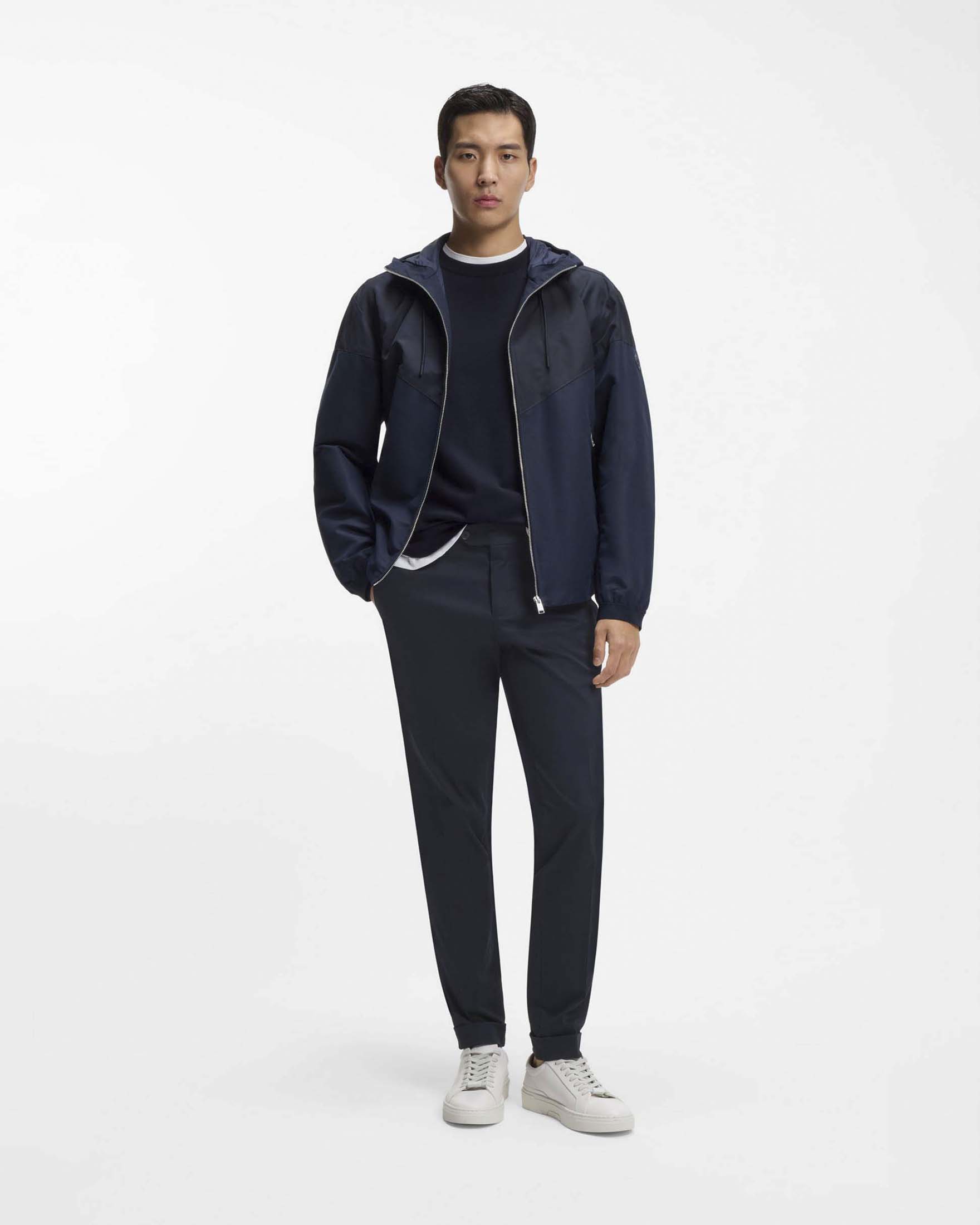 Pantalone chino Boss Genius blu in gabardina di cotone stretch