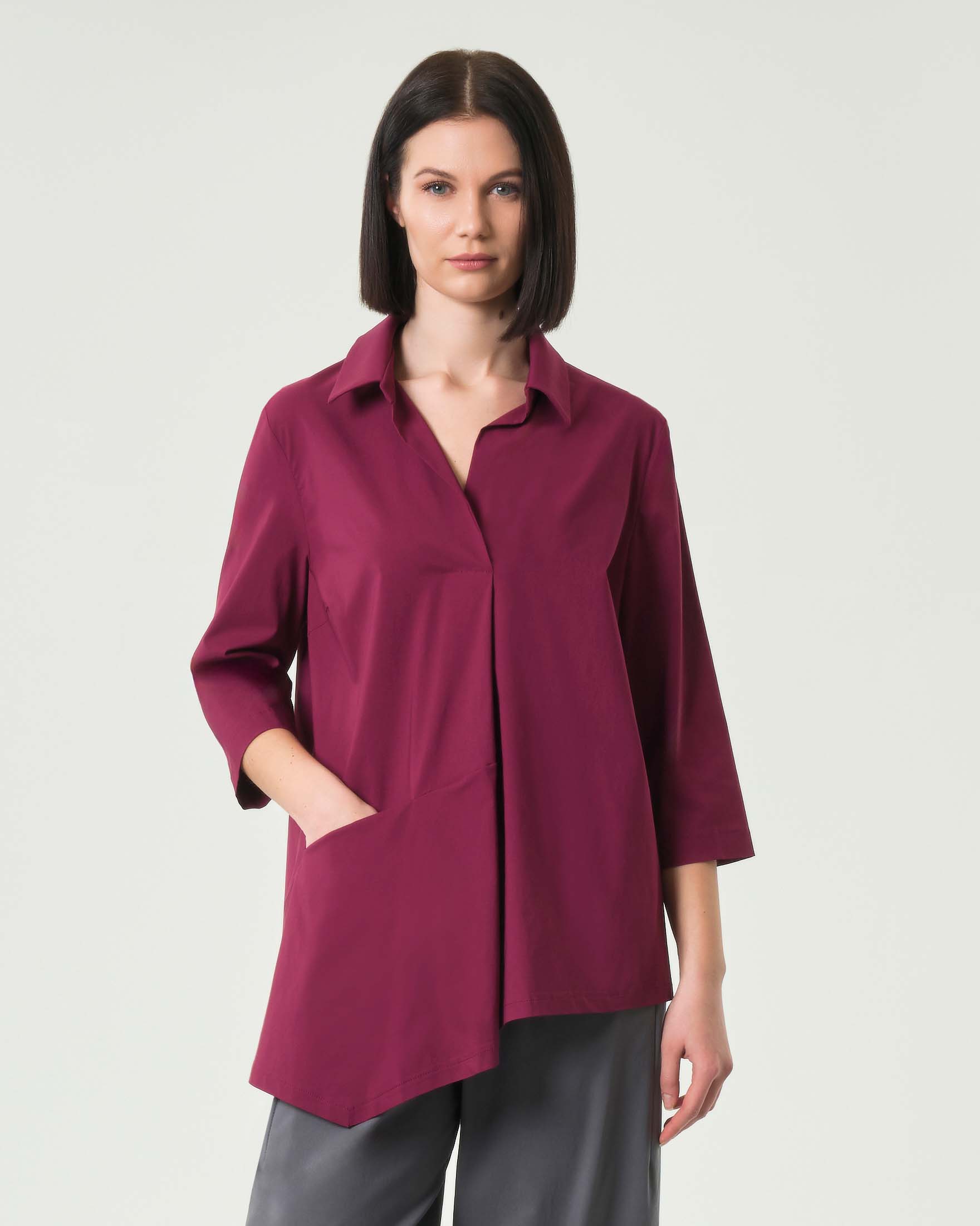 Blusa bordeaux in bengalina di misto viscosa con fondo asimmetrico