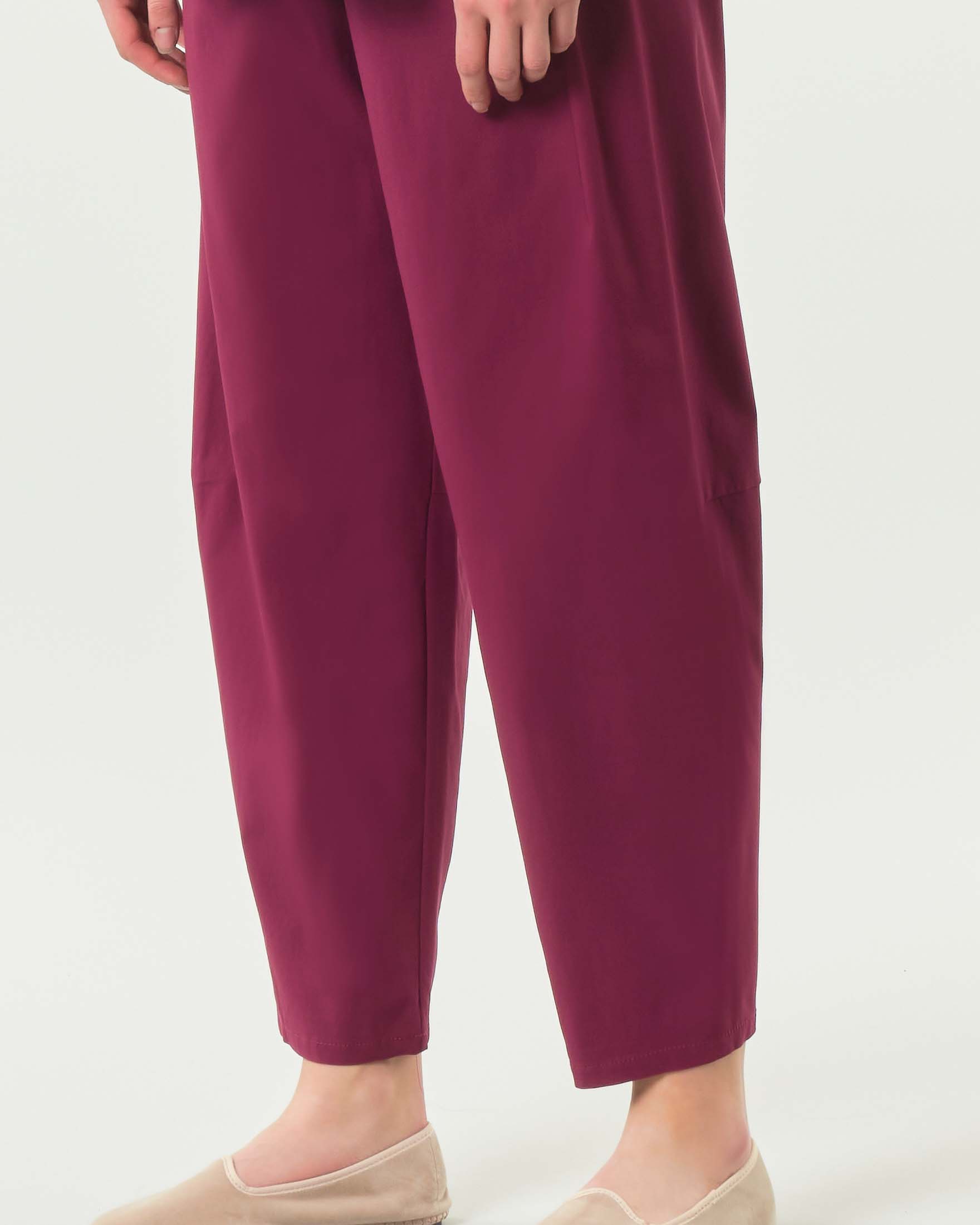 Pantaloni baloon bordeaux Jurerê in bangalina di misto viscosa stretch con elastico inserito in vita image