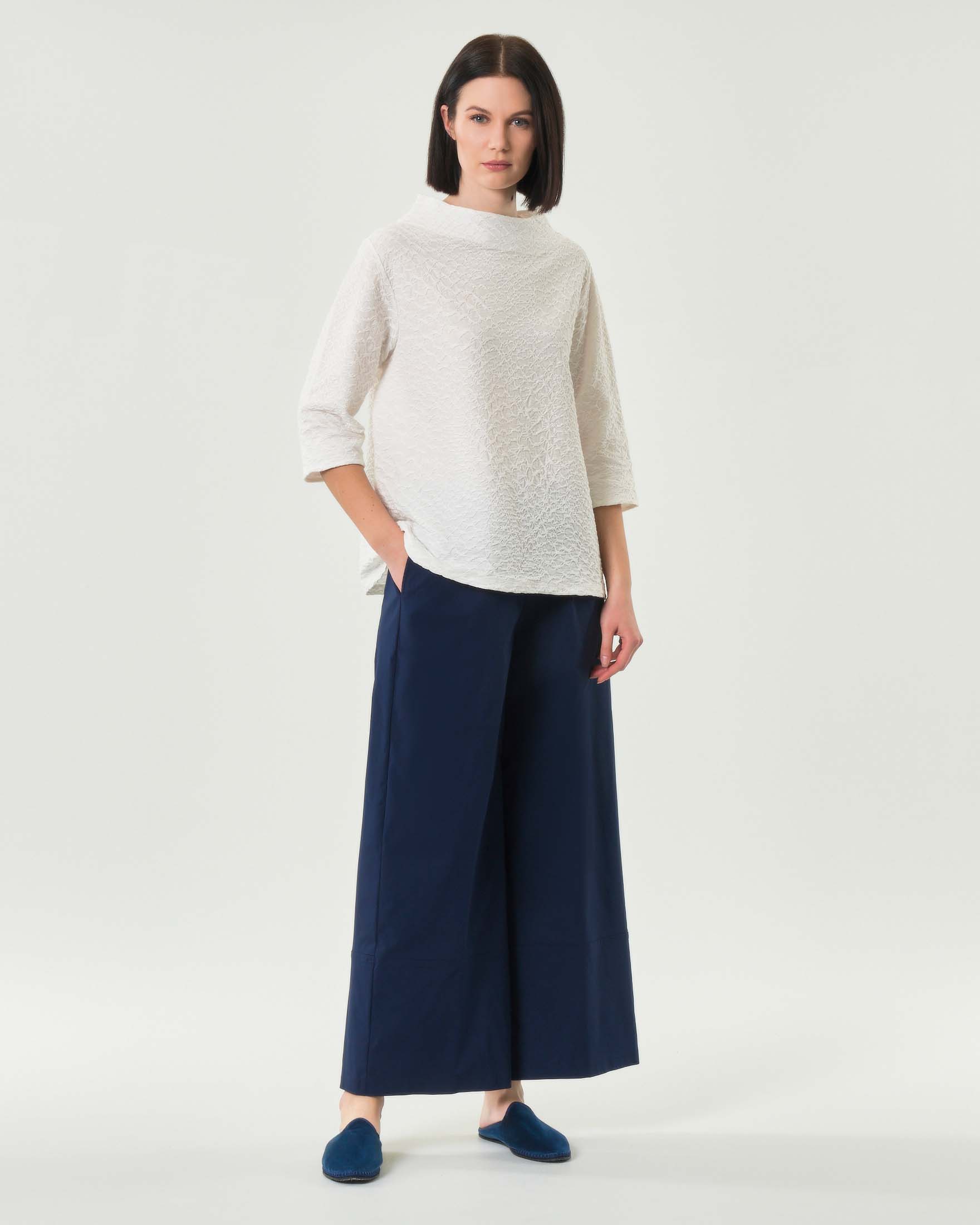 Pantaloni wide leg blu Jurerê in misto viscosa con elastico inserito in vita