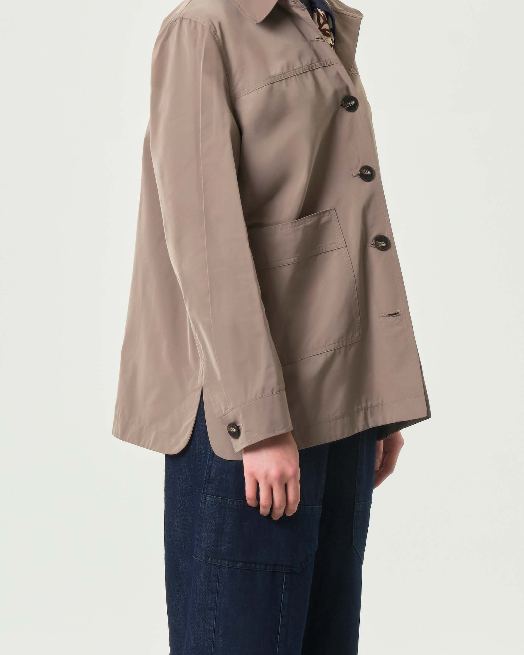 Giacca camicia tortora Jurerê con tasche frontali applicate image