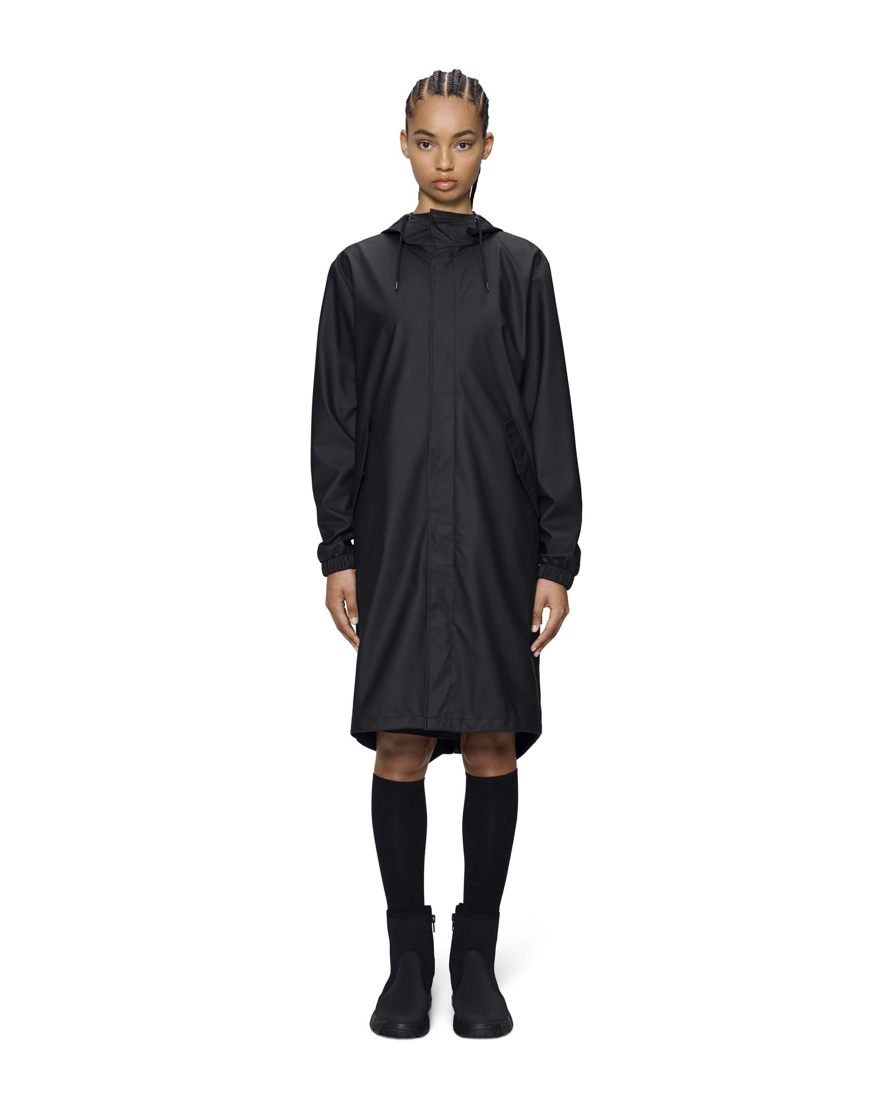 Fishtail Parka lungo nero Rains leggero con cappuccio fisso e visiera image